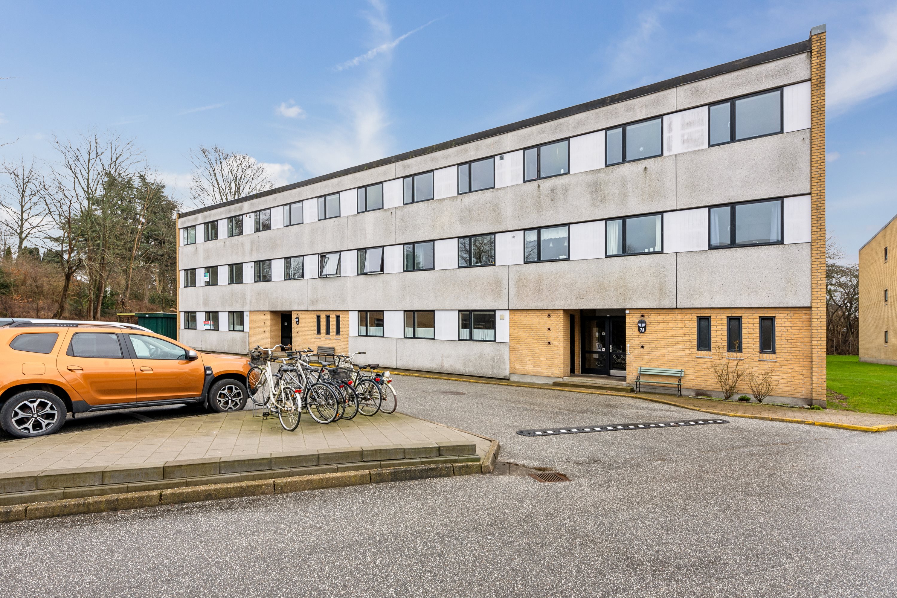 Fremhævet ejendom 1 billede i fuldskærmstilstand. Billede af Sabroesvej 7B, 1. tv., 3000 Helsingør