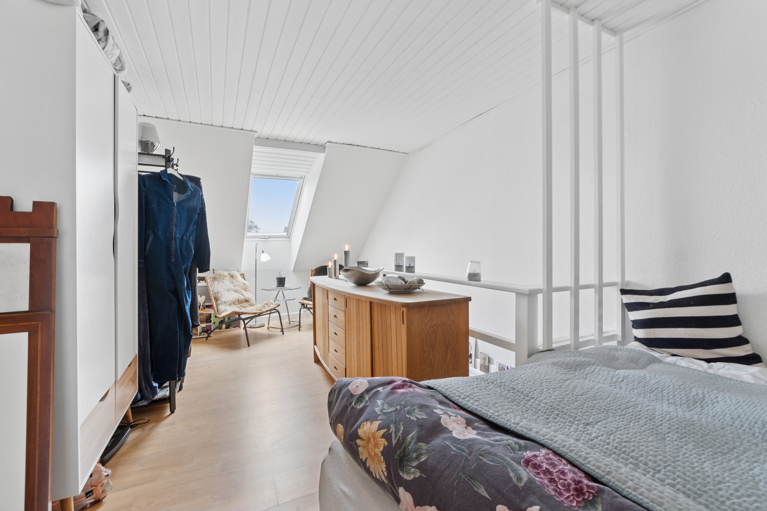 Fremhævet soveværelse billede i fuldskærmstilstand. Billede af Rødovrevej 348, 1. th., 2610 Rødovre