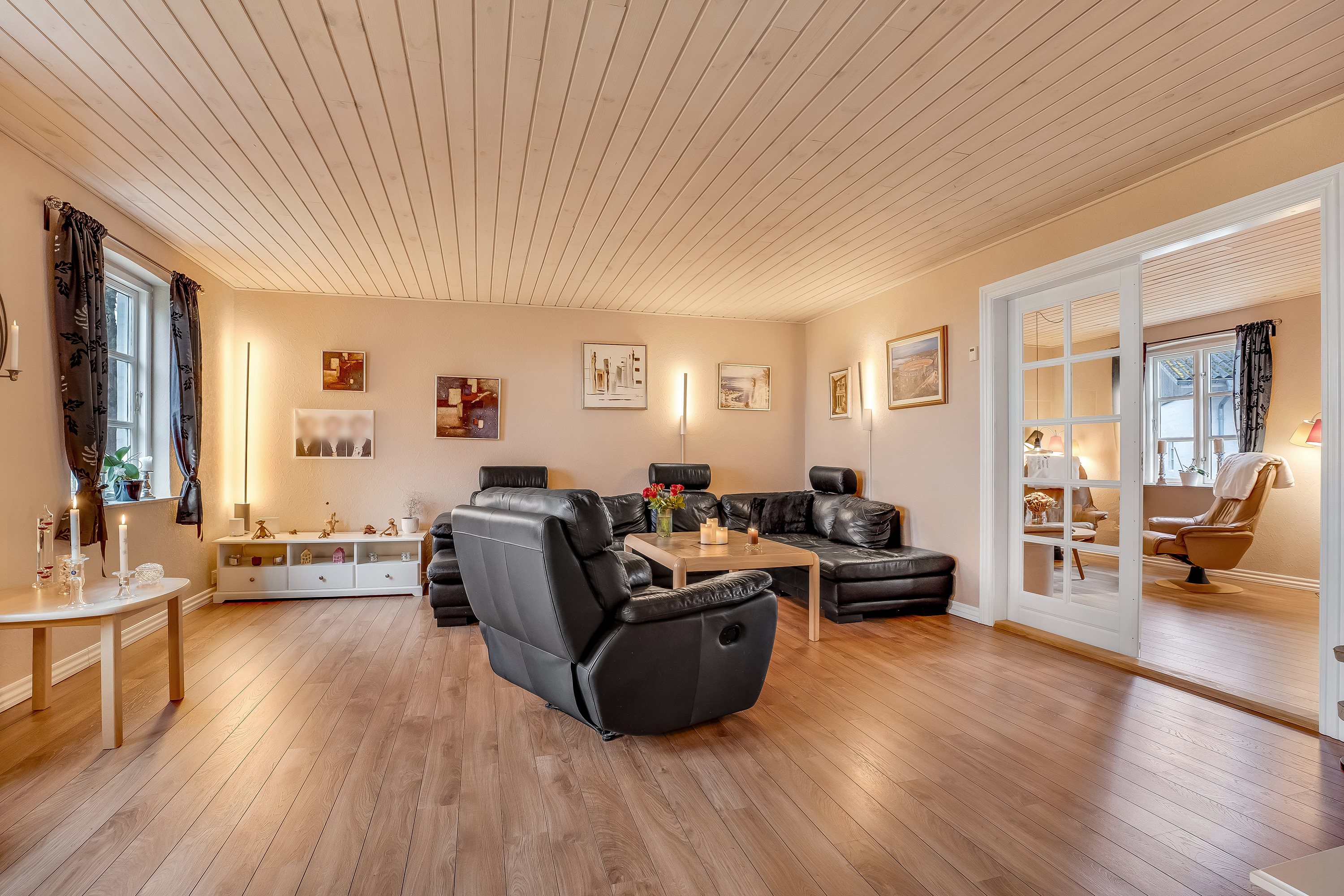 Fremhævet stue billede i fuldskærmstilstand. Billede af Maribovej 150, Forneby, 4990 Sakskøbing