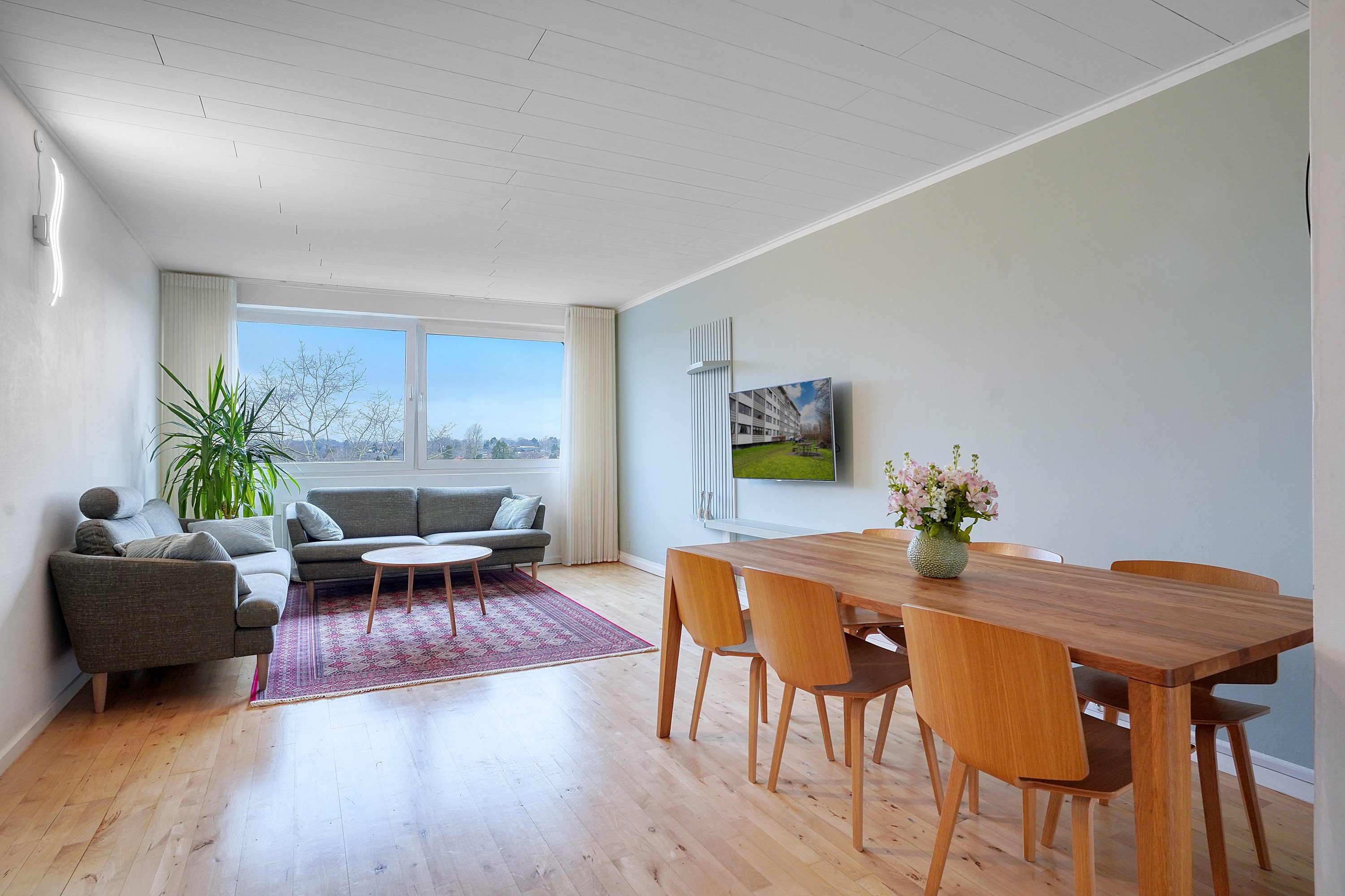 Fremhævet stue billede i fuldskærmstilstand. Billede af Egeparken 33A, 3. tv., 2680 Solrød Strand