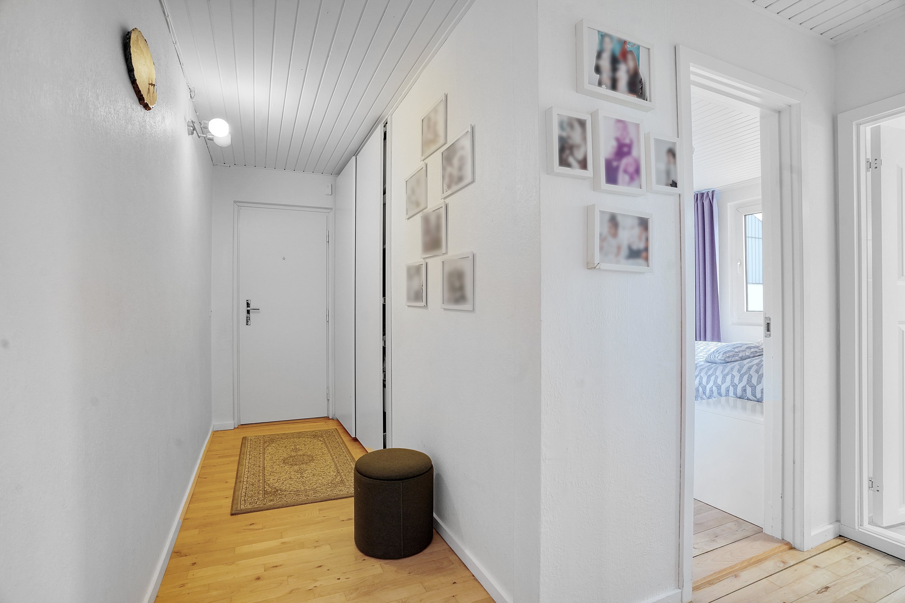 Fremhævet entré billede i fuldskærmstilstand. Billede af Egeparken 33A, 3. tv., 2680 Solrød Strand