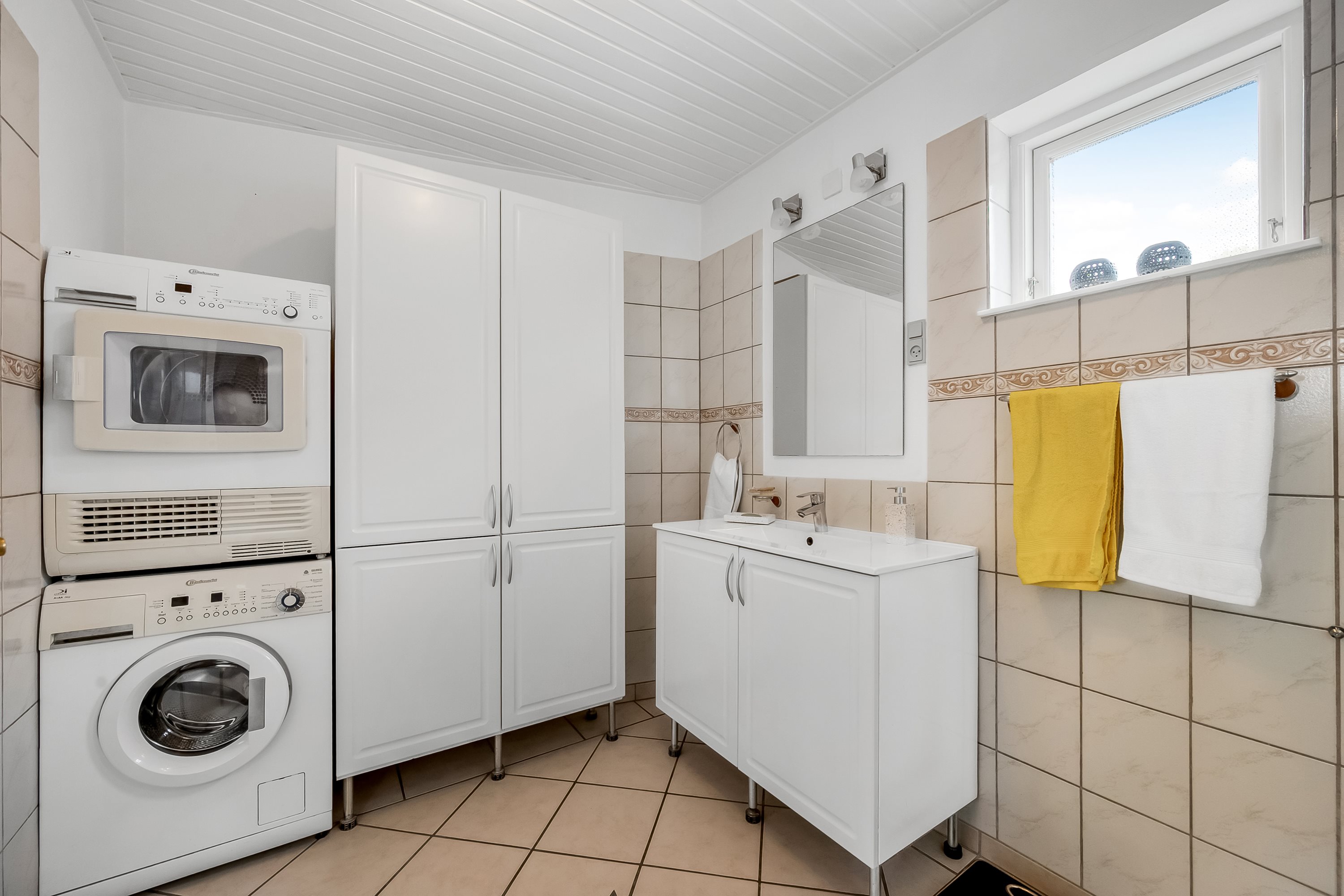 Fremhævet indendørs billede i fuldskærmstilstand. Billede af Kirkegade 3, 6940 Lem St