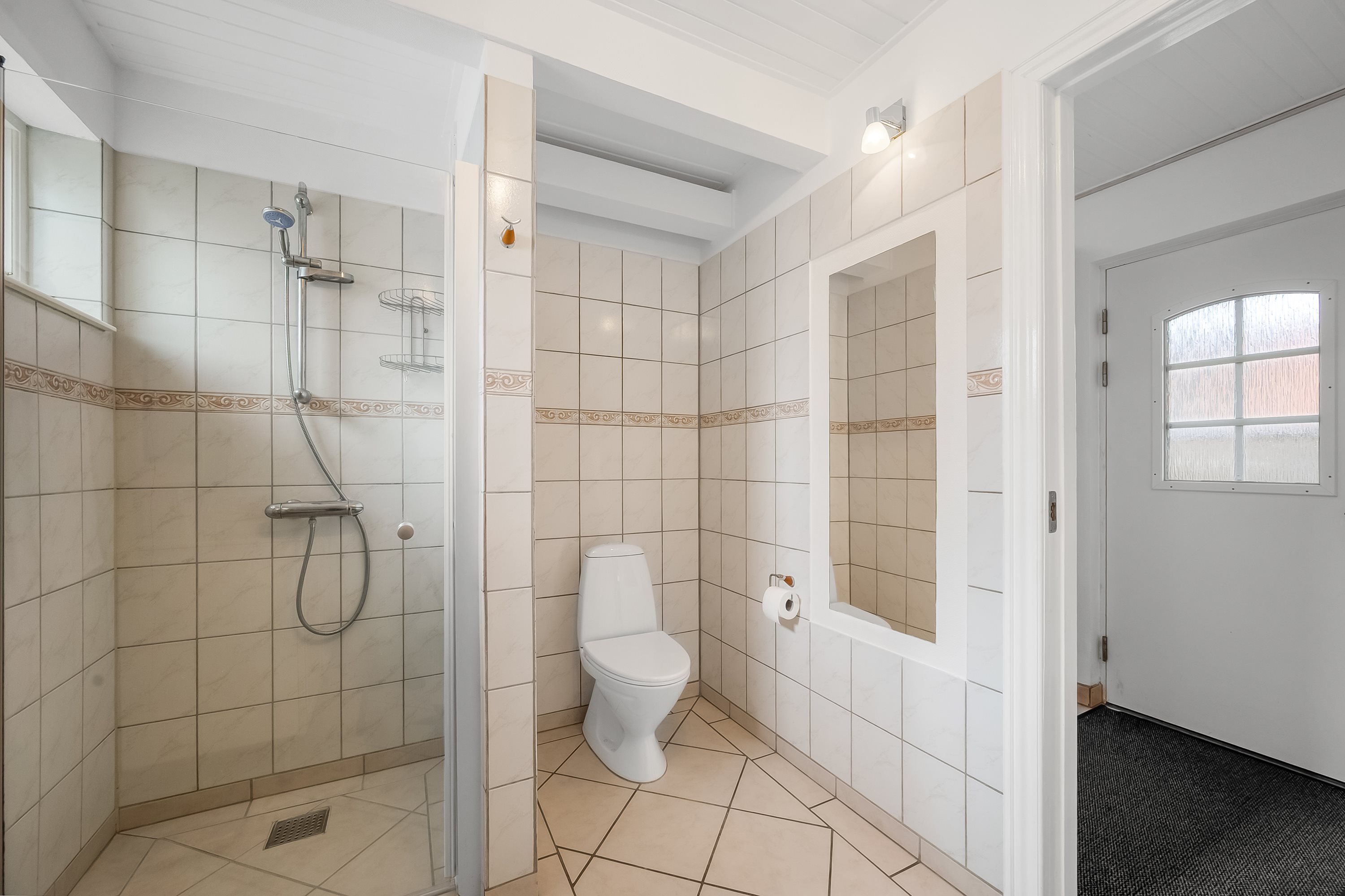 Fremhævet indendørs billede i fuldskærmstilstand. Billede af Kirkegade 3, 6940 Lem St