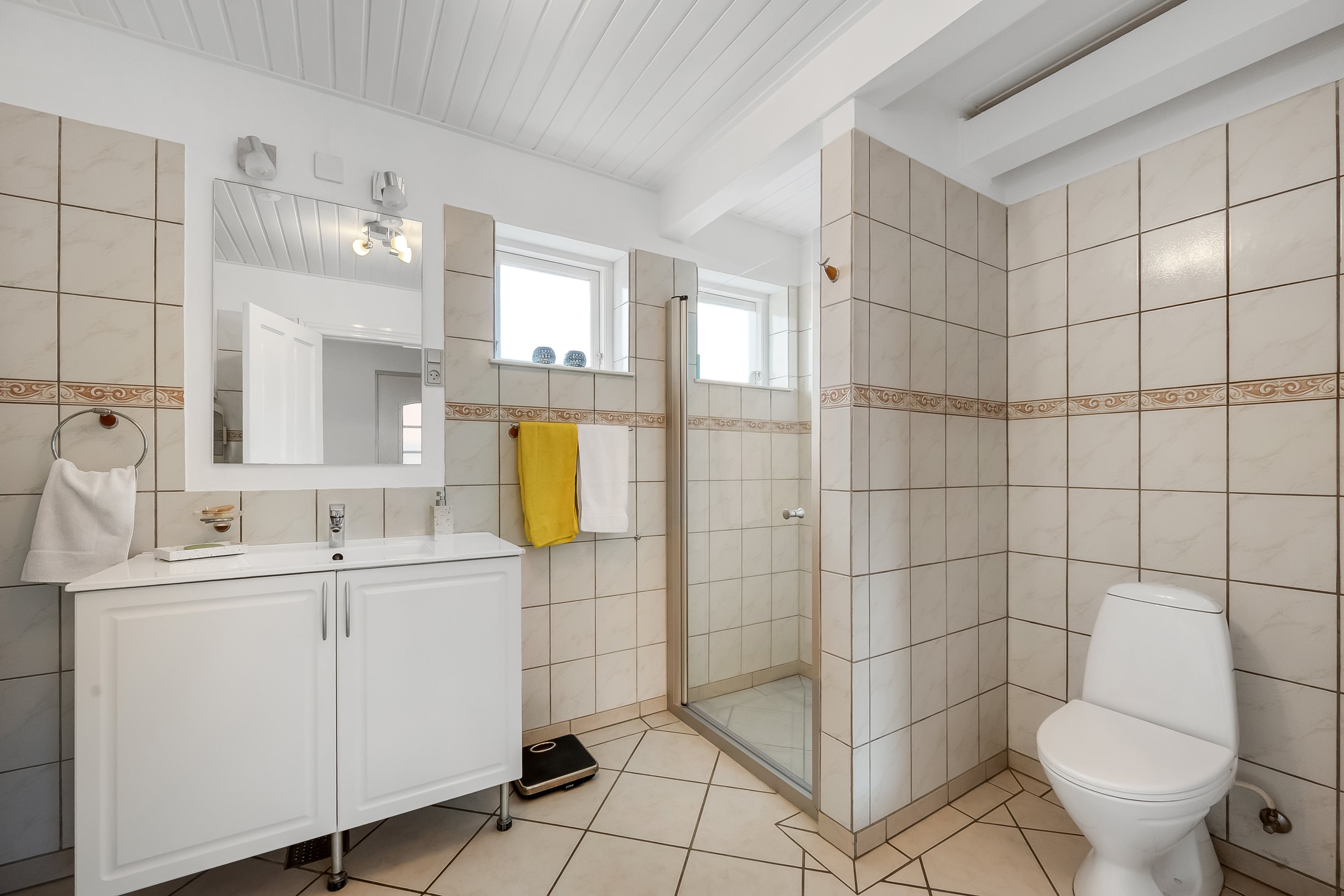 Fremhævet indendørs billede i fuldskærmstilstand. Billede af Kirkegade 3, 6940 Lem St