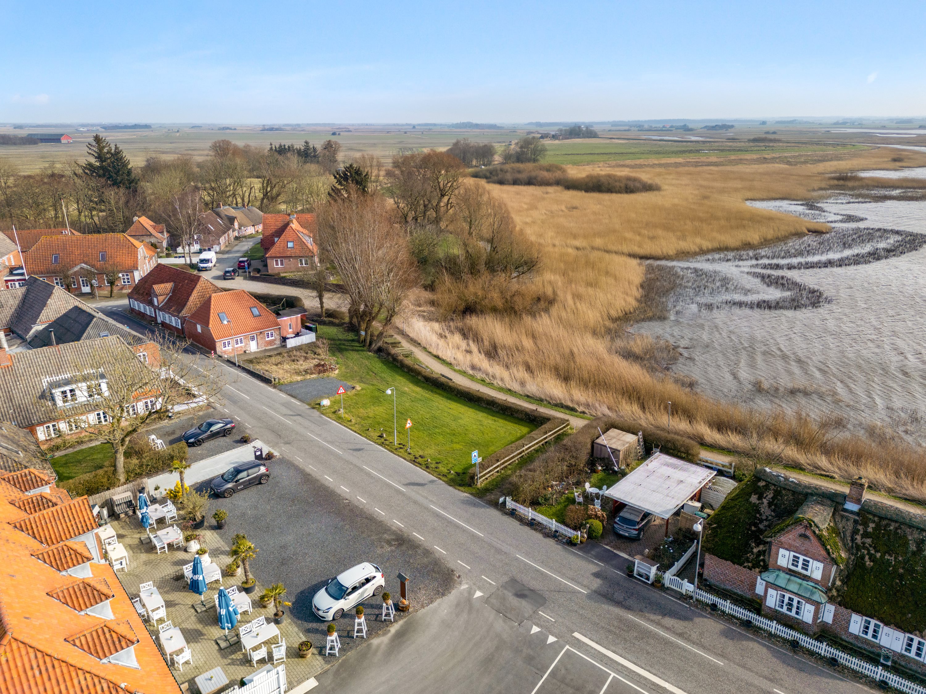 Fremhævet udendørs billede i fuldskærmstilstand. Billede af Rudbølvej 27, 6280 Højer