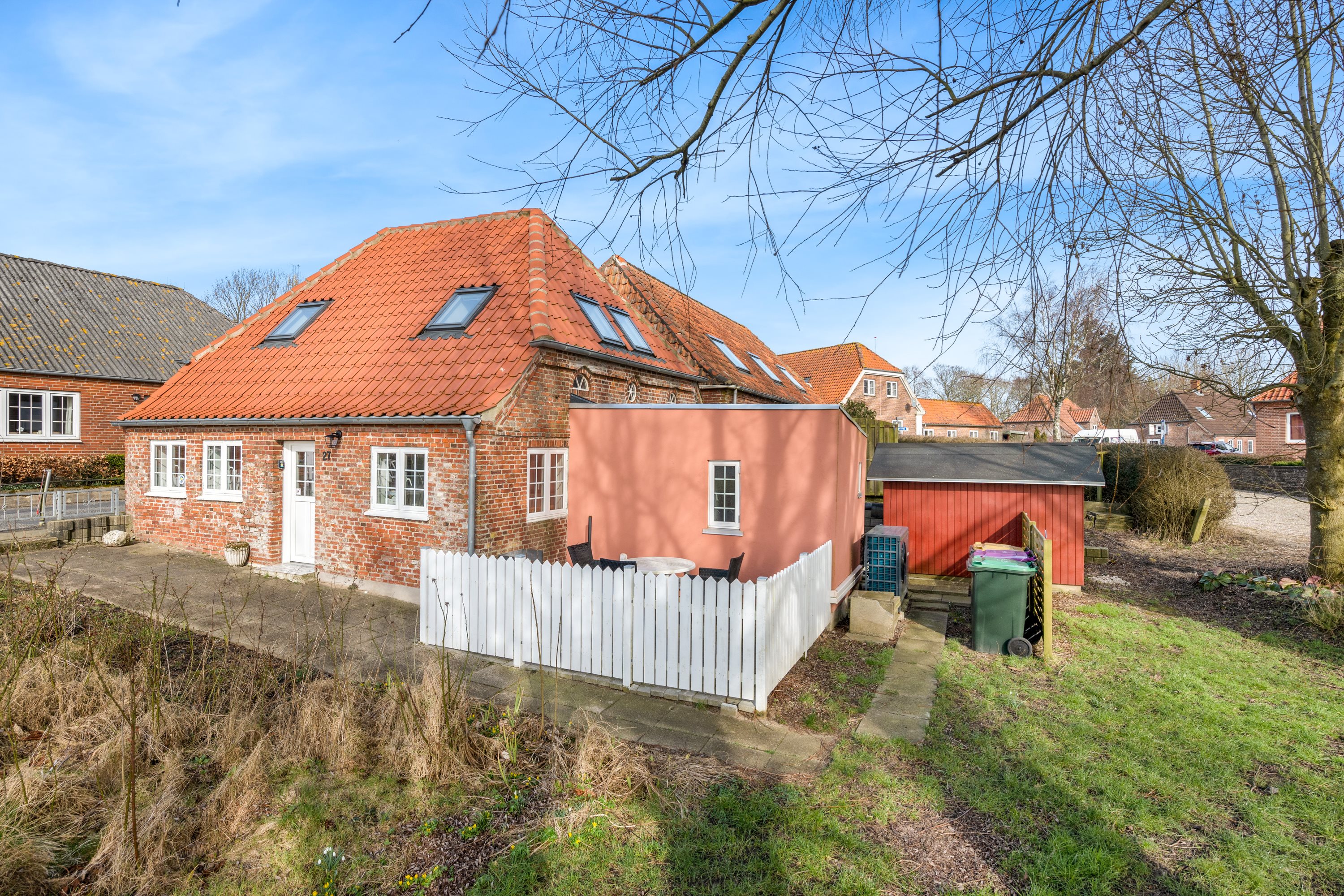 Fremhævet udendørs billede i fuldskærmstilstand. Billede af Rudbølvej 27, 6280 Højer