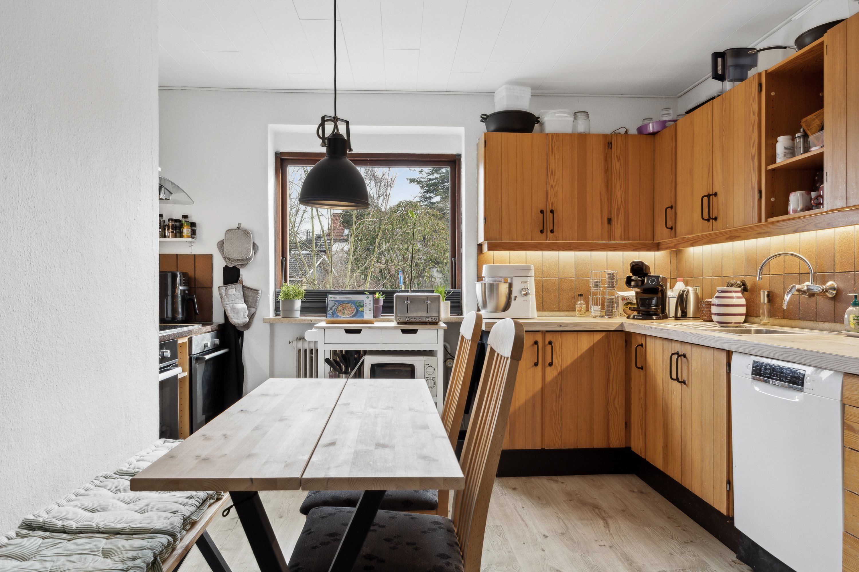 Miniaturebillede 1: køkken. Billede af Åvej 1, 4632 Bjæverskov