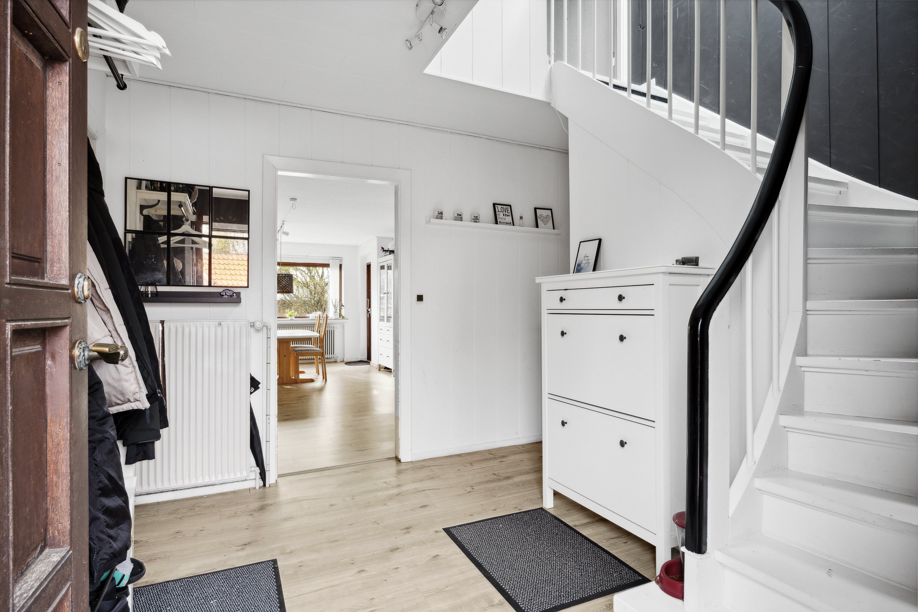 Fremhævet gang billede i fuldskærmstilstand. Billede af Åvej 1, 4632 Bjæverskov