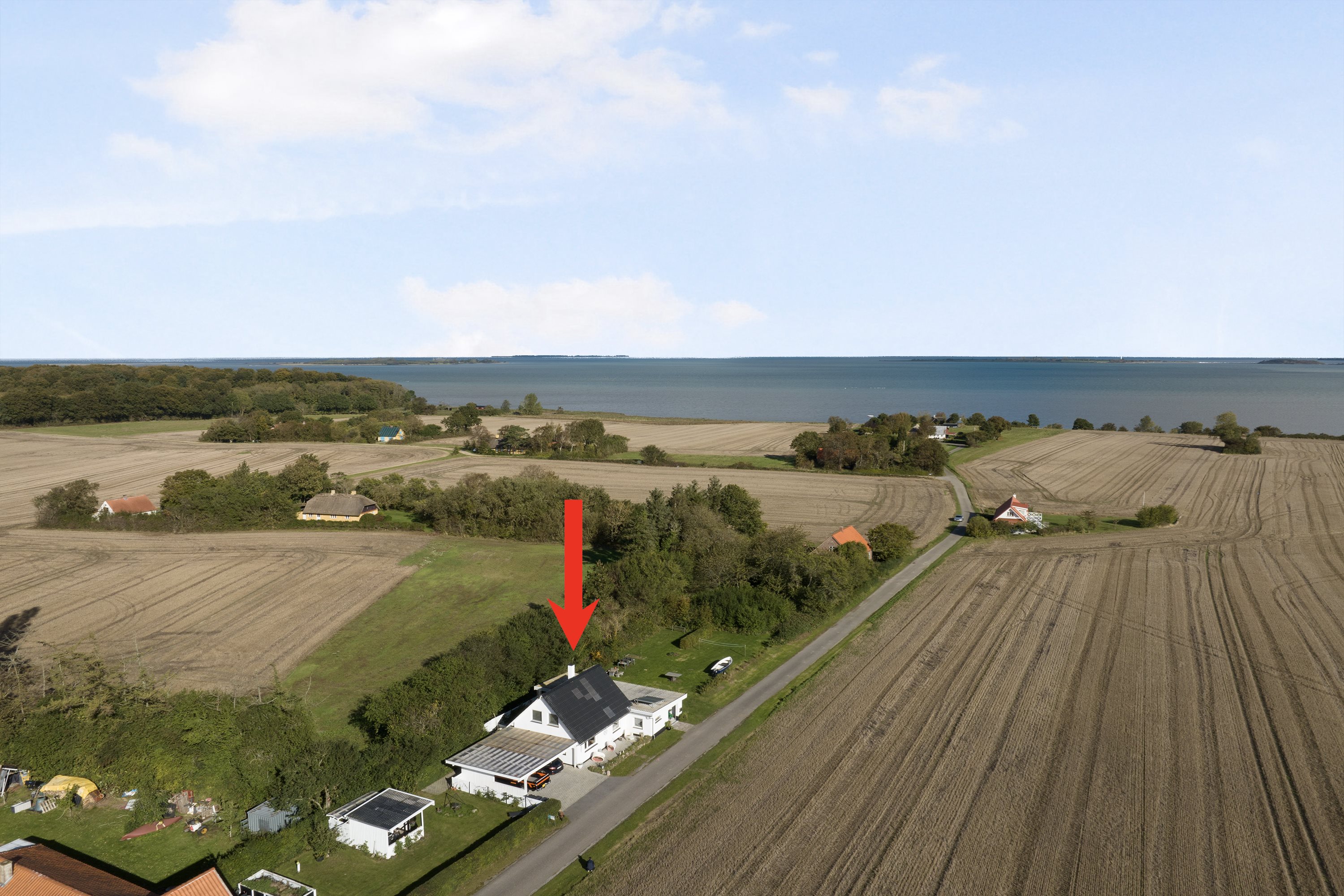 Fremhævet luftfoto billede i fuldskærmstilstand. Billede af Egholm Strandvej 13, 4913 Horslunde