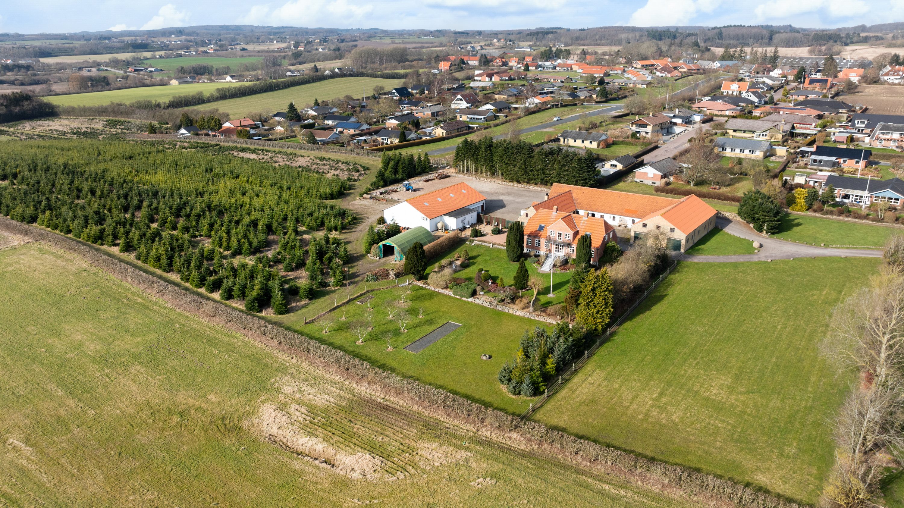 Fremhævet  billede i fuldskærmstilstand. Billede af Svelmøgårdsvej 11, V. Åby, 5600 Faaborg