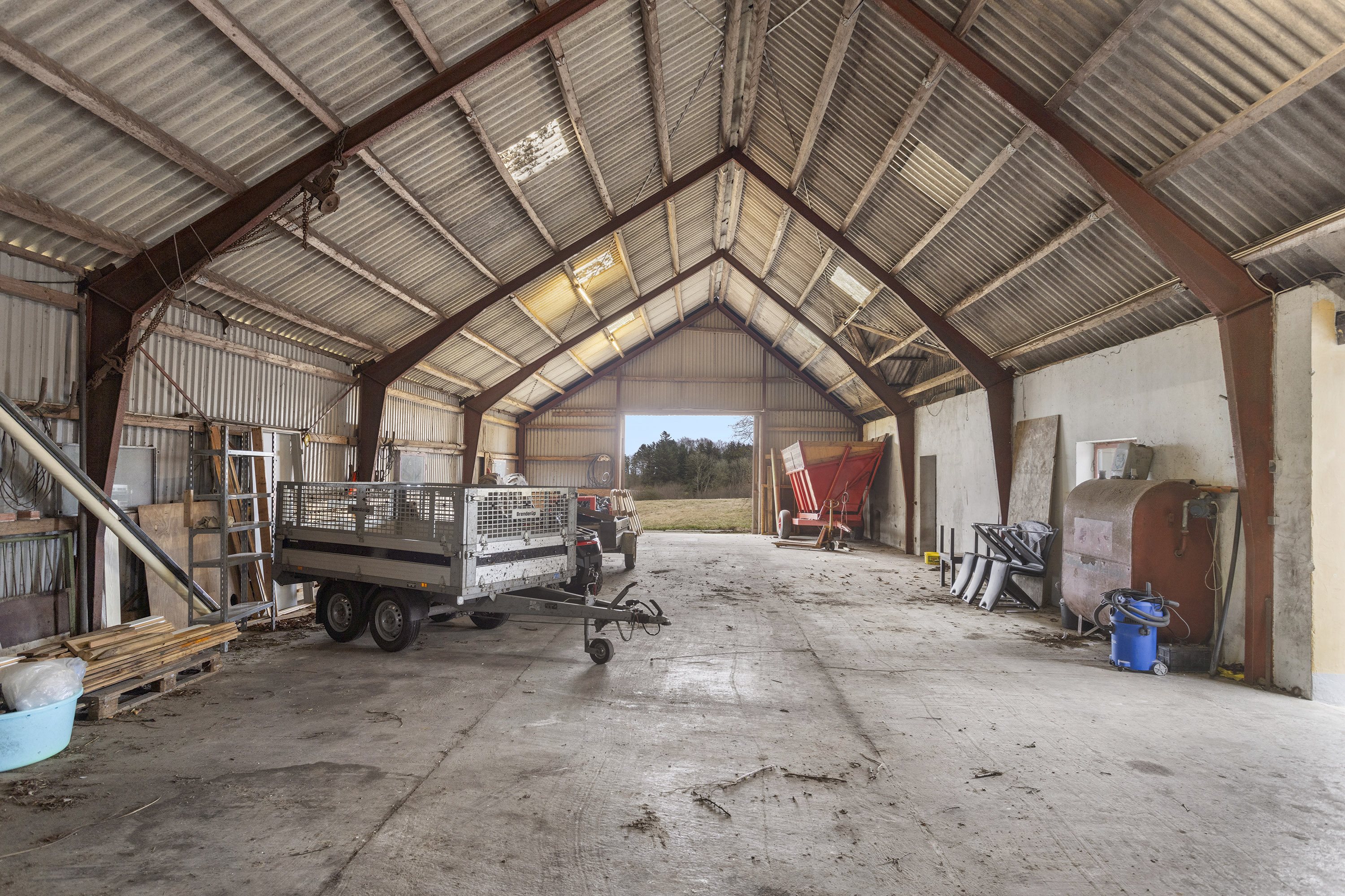 Fremhævet lade billede i fuldskærmstilstand. Billede af Sdr. Kirkevej 56, Præstbro, 9330 Dronninglund