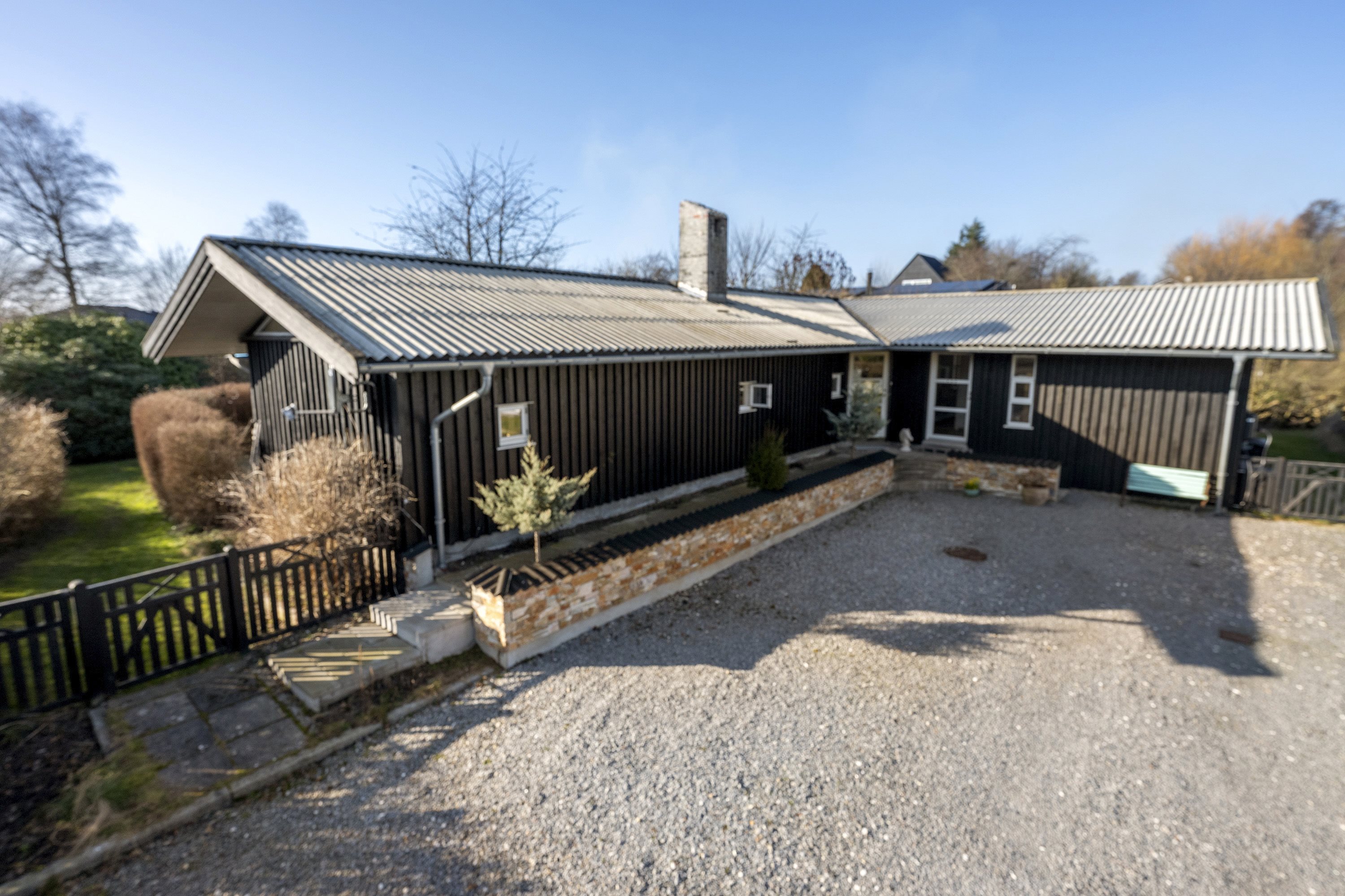 Fremhævet ejendommen billede i fuldskærmstilstand. Billede af Vingen 1, 2970 Hørsholm