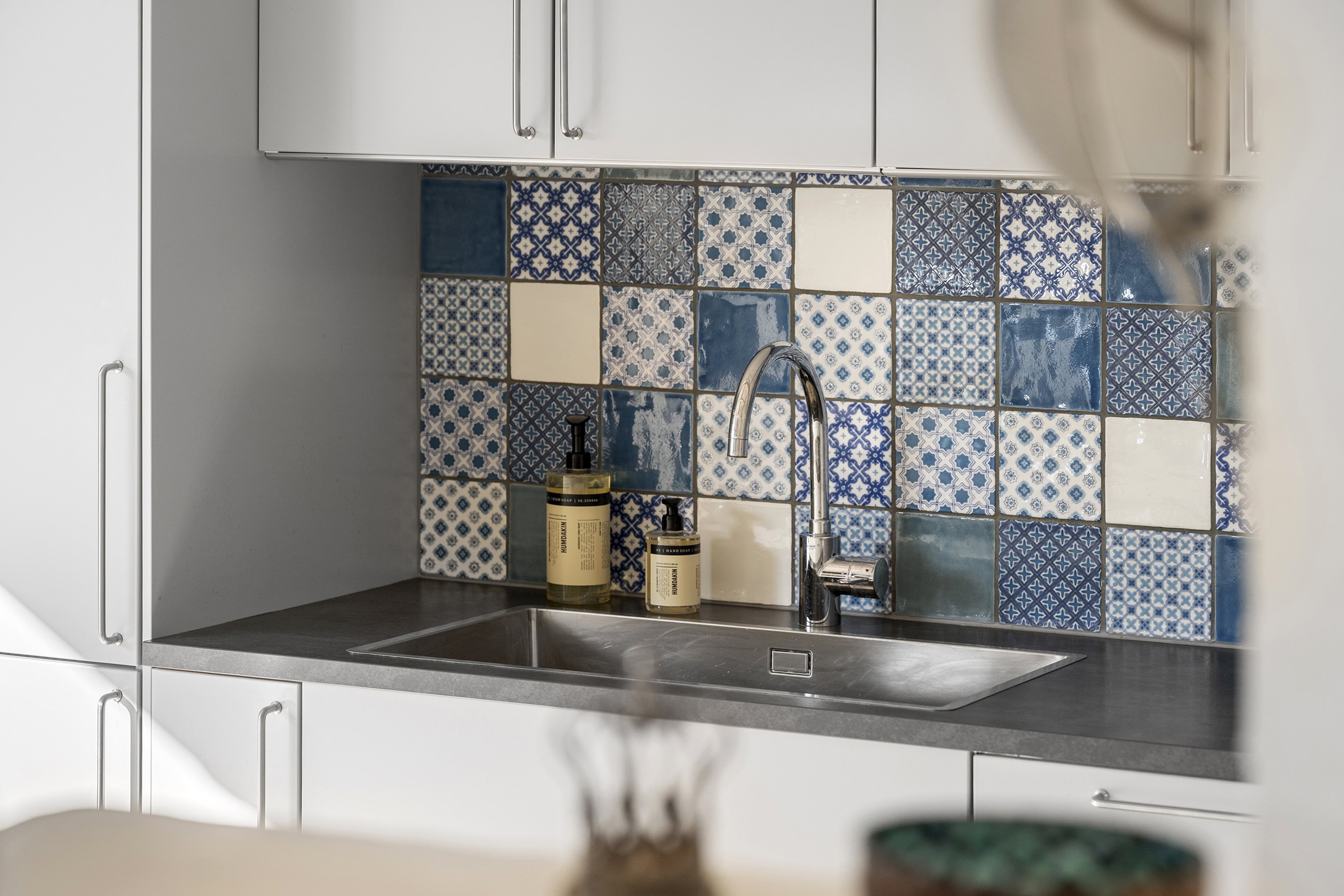 Fremhævet køkken billede i fuldskærmstilstand. Billede af Vingen 1, 2970 Hørsholm