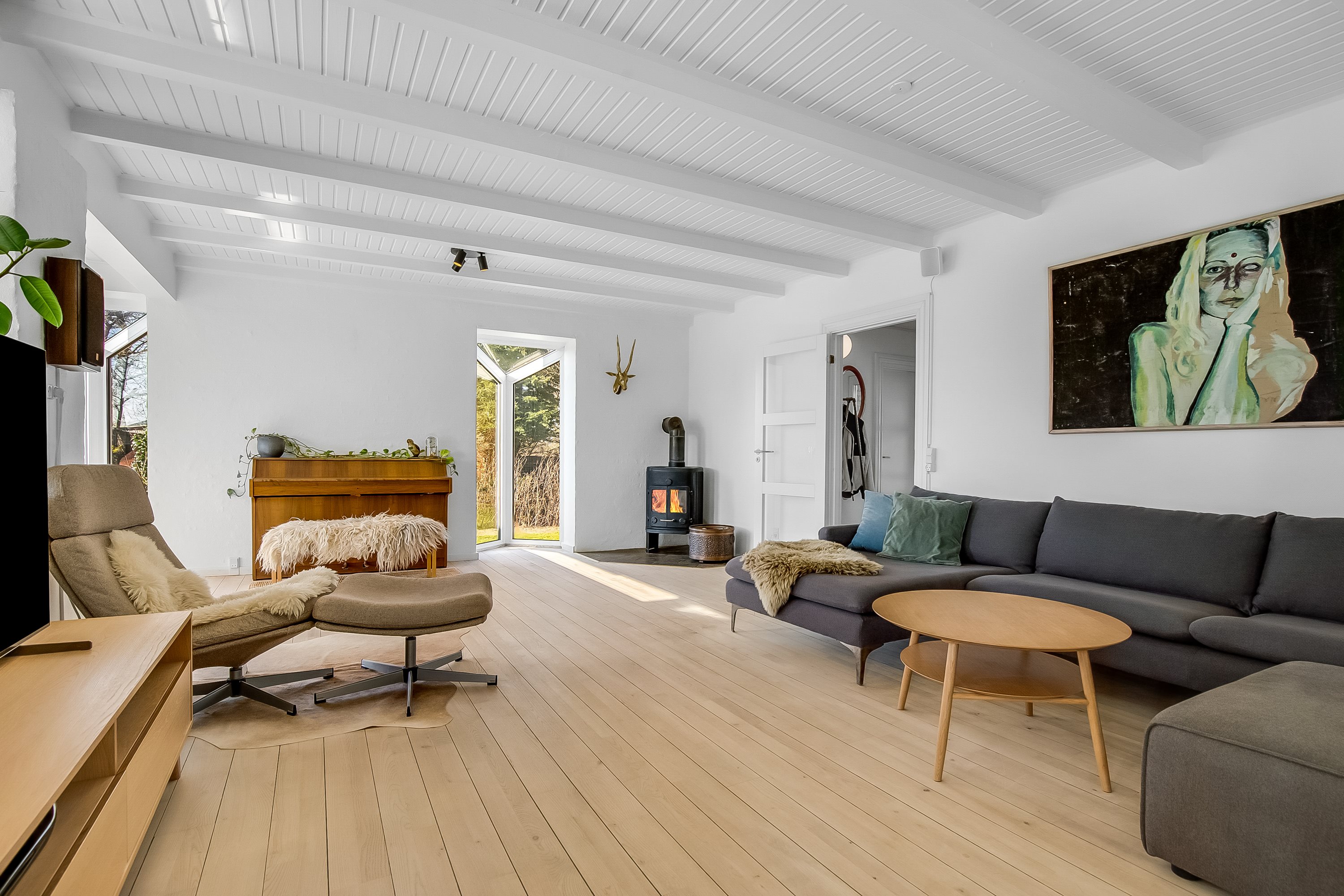 Fremhævet stue billede i fuldskærmstilstand. Billede af Østervang 4, Assendrup, 7120 Vejle Øst