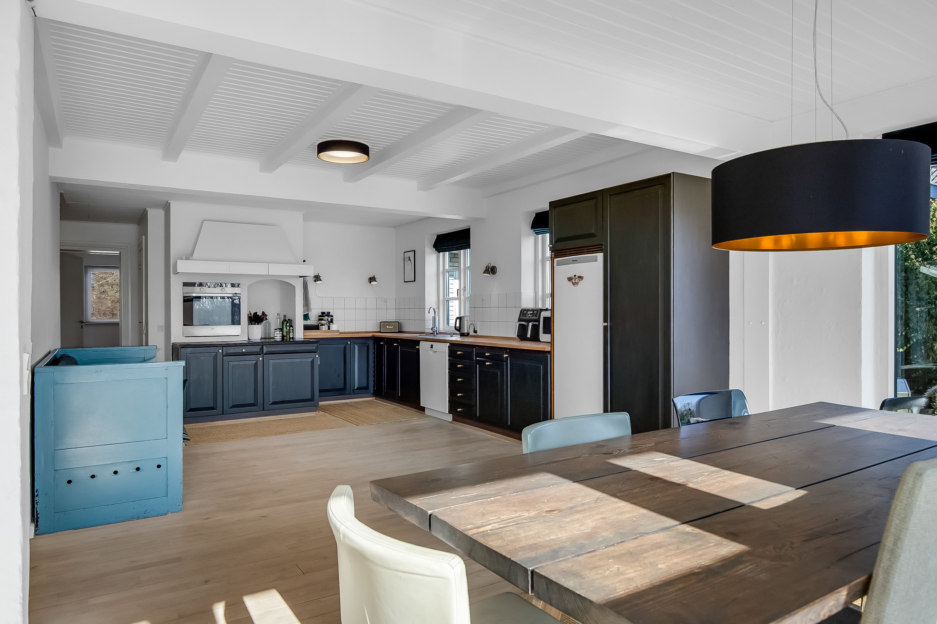 Fremhævet køkken billede i fuldskærmstilstand. Billede af Østervang 4, Assendrup, 7120 Vejle Øst