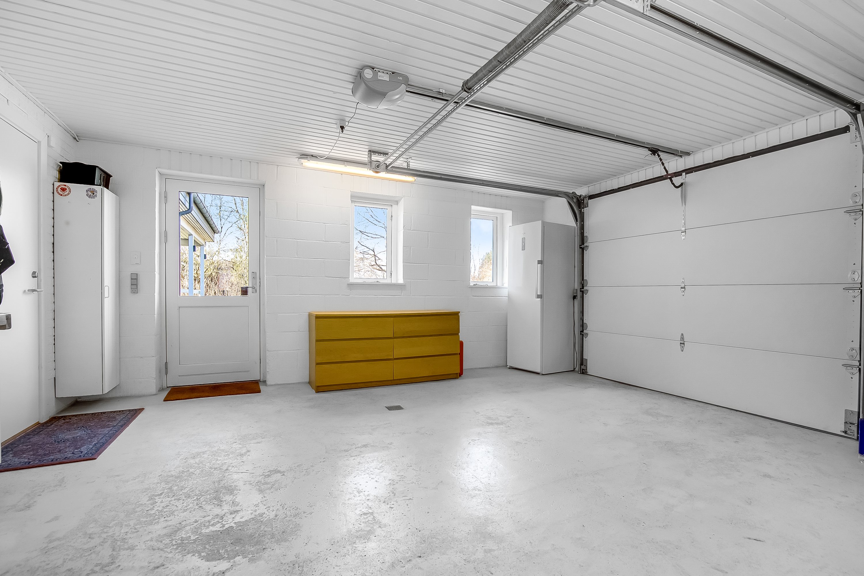 Fremhævet garage billede i fuldskærmstilstand. Billede af Østervang 4, Assendrup, 7120 Vejle Øst