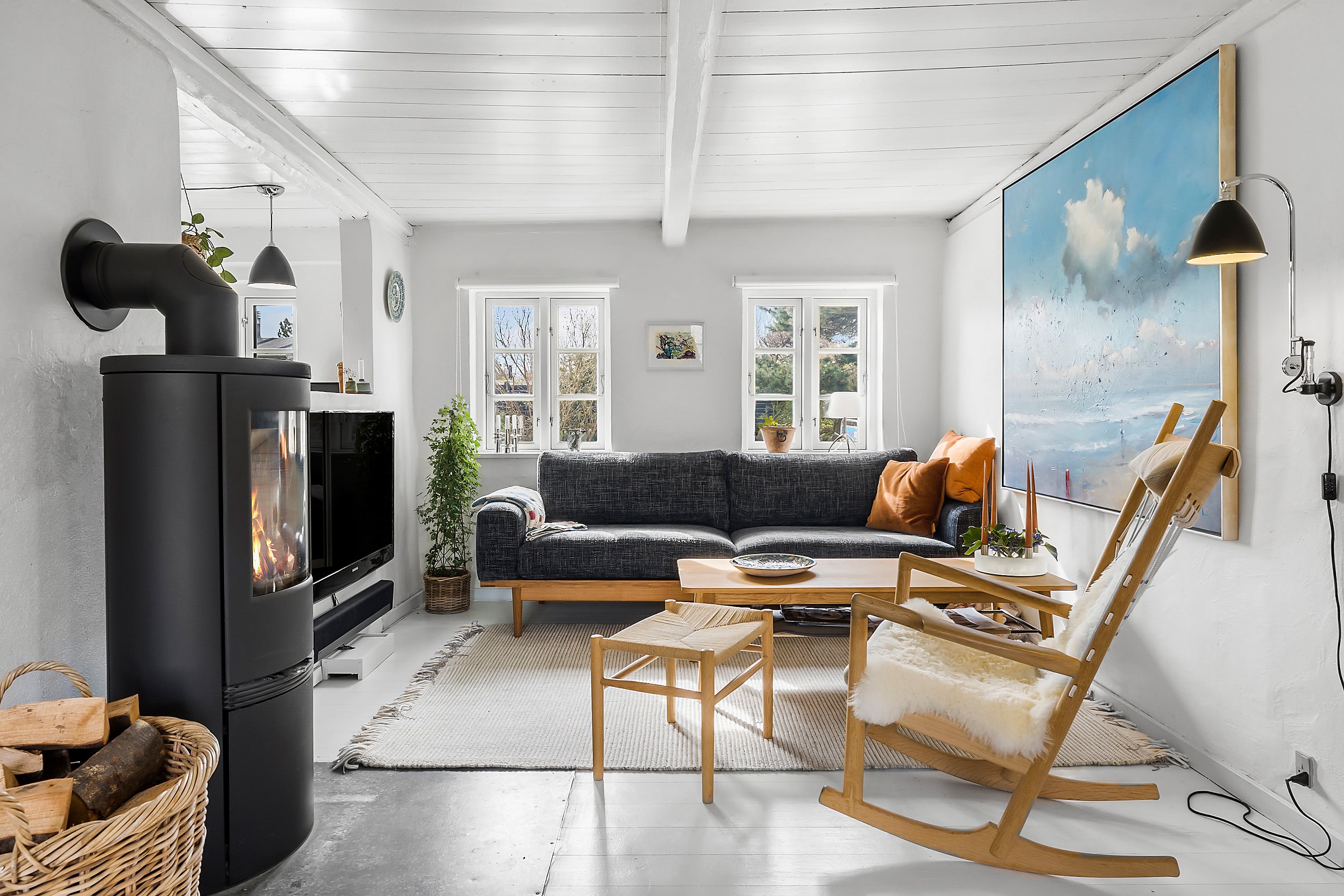 Fremhævet stue billede i fuldskærmstilstand. Billede af Strandagervej 11, Dyngby Strand, 8300 Odder