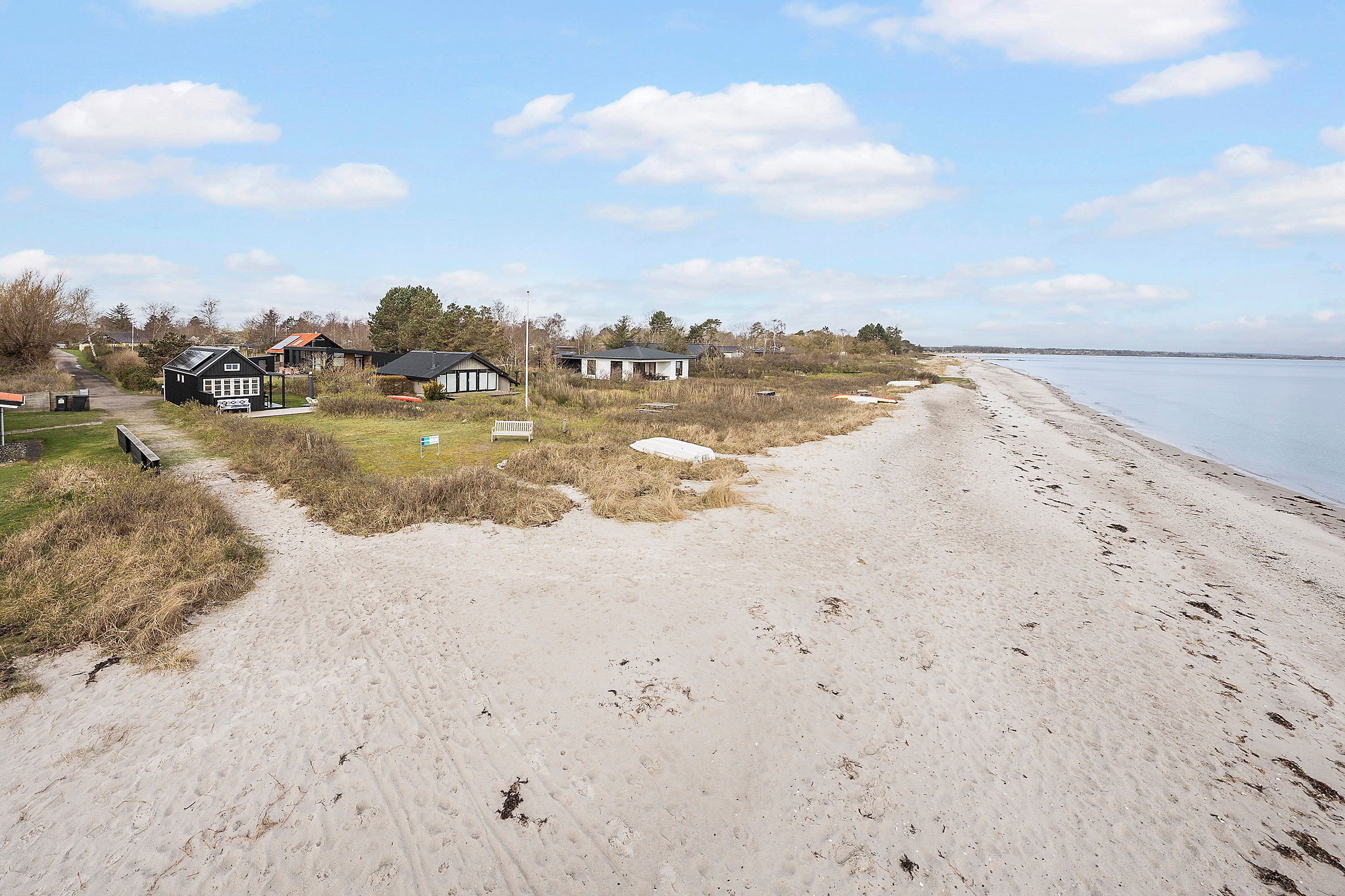 Fremhævet område billede i fuldskærmstilstand. Billede af Strandagervej 11, Dyngby Strand, 8300 Odder