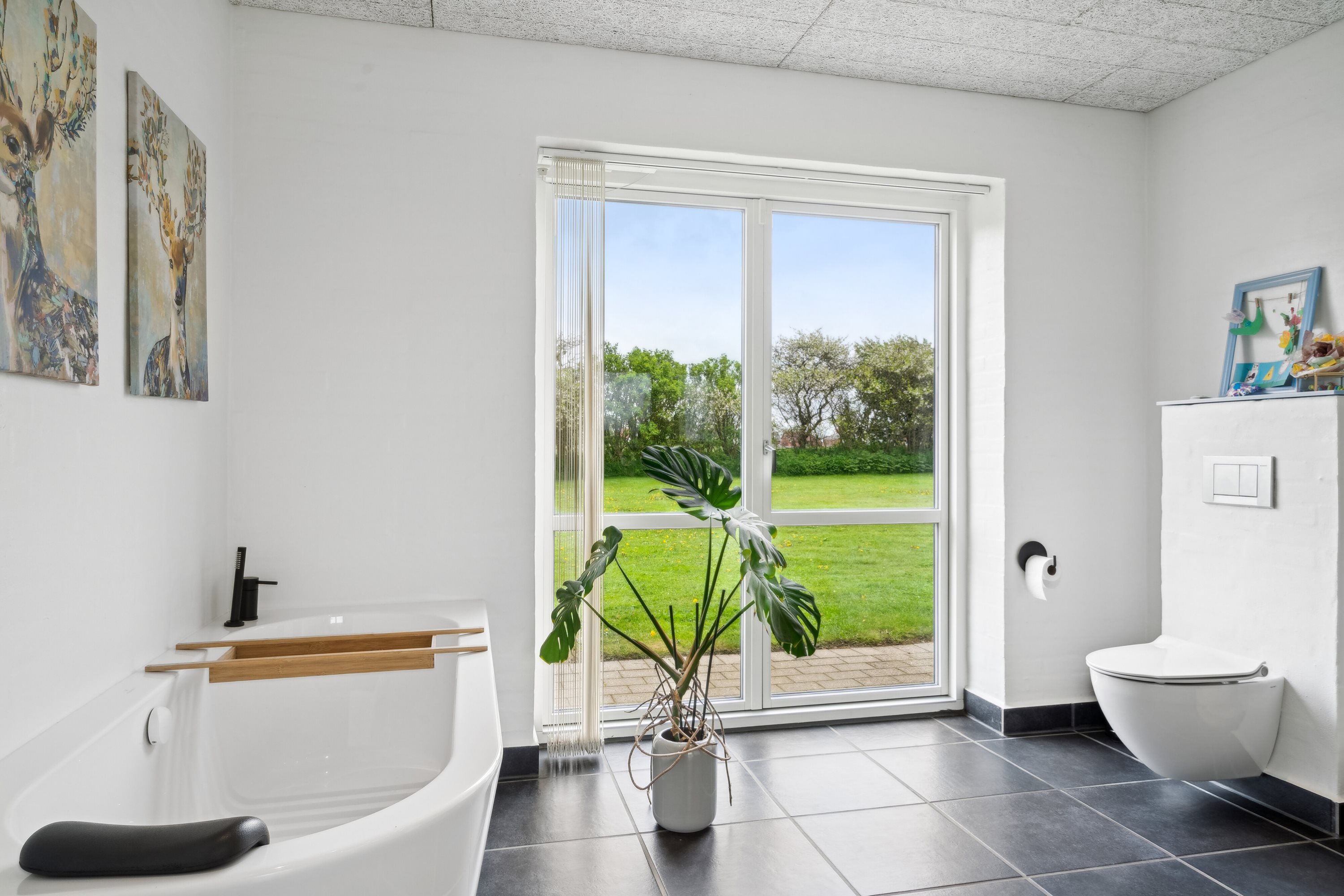 Fremhævet  billede i fuldskærmstilstand. Billede af Kjærgårdsmøllevej 1, Ølby, 7600 Struer