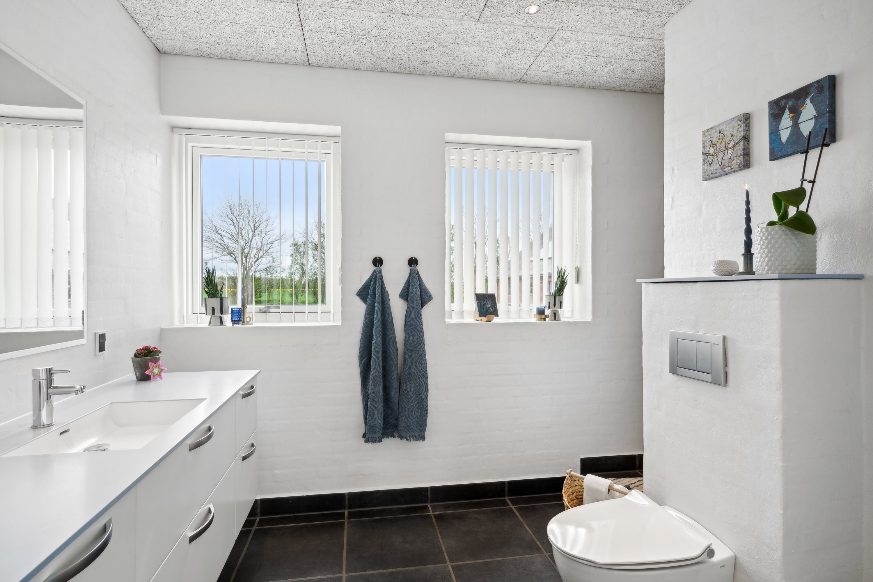 Fremhævet  billede i fuldskærmstilstand. Billede af Kjærgårdsmøllevej 1, Ølby, 7600 Struer