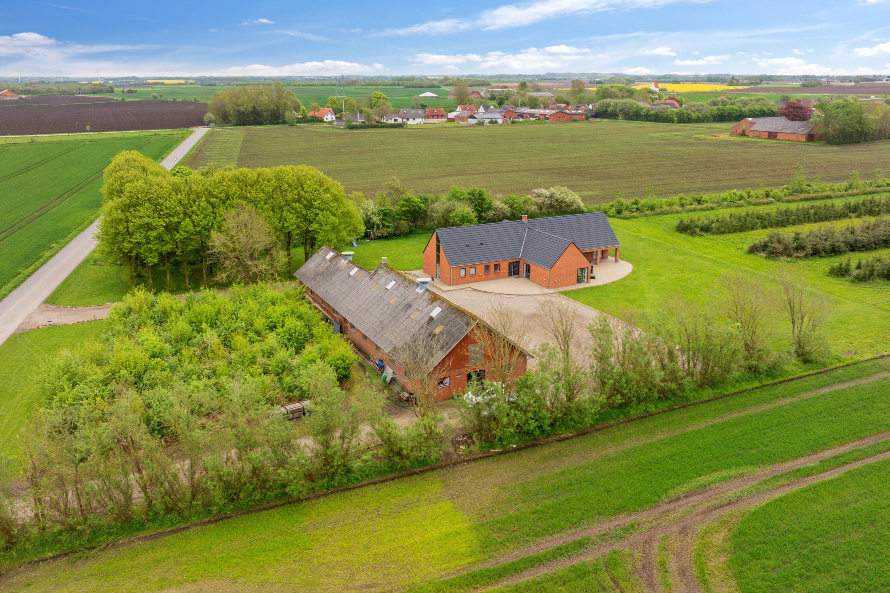 Fremhævet  billede i fuldskærmstilstand. Billede af Kjærgårdsmøllevej 1, Ølby, 7600 Struer