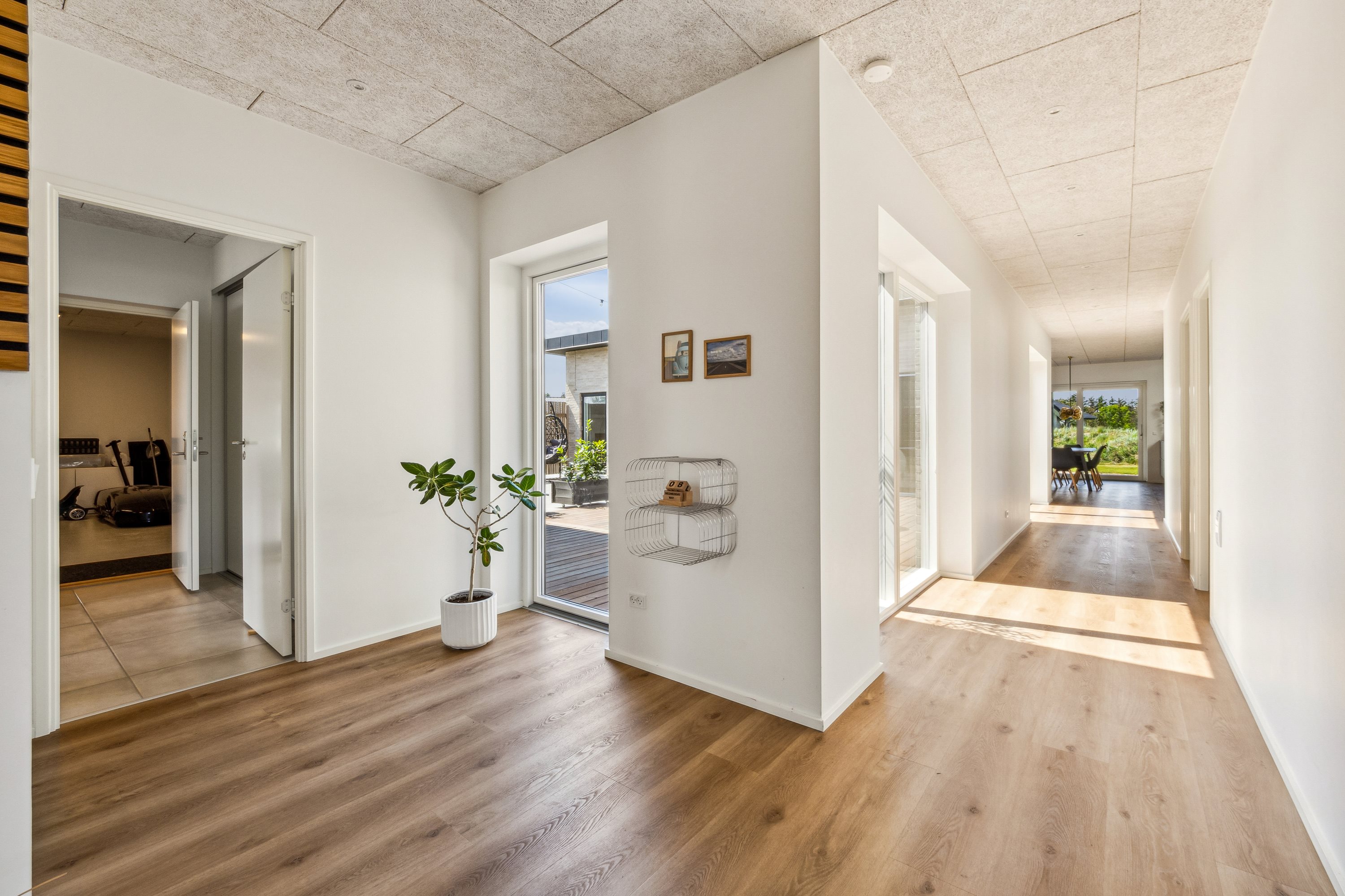 Fremhævet gang billede i fuldskærmstilstand. Billede af Peder Hausgaards Vej 42, Klitmøller, 7700 Thisted