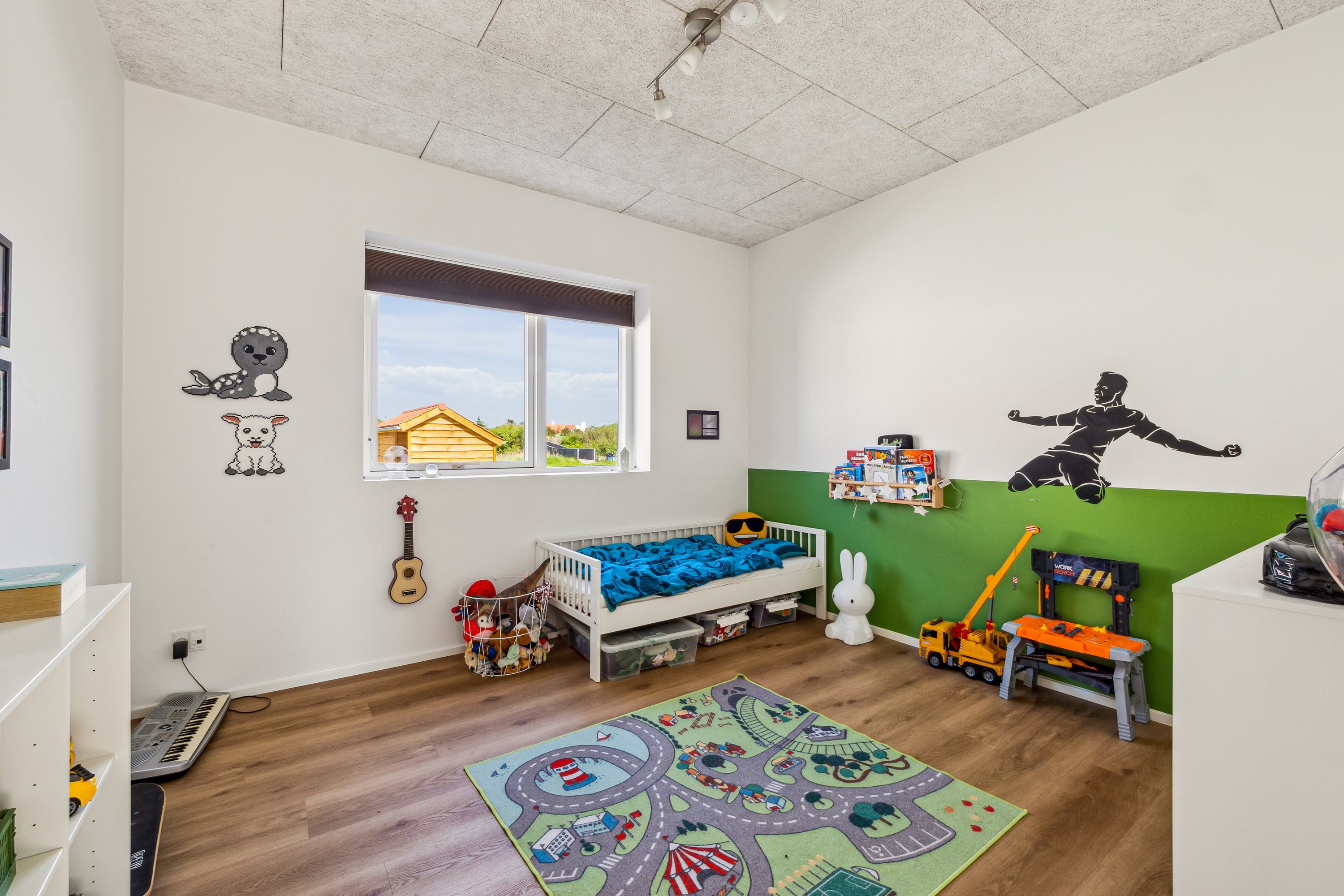 Fremhævet værelse billede i fuldskærmstilstand. Billede af Peder Hausgaards Vej 42, Klitmøller, 7700 Thisted