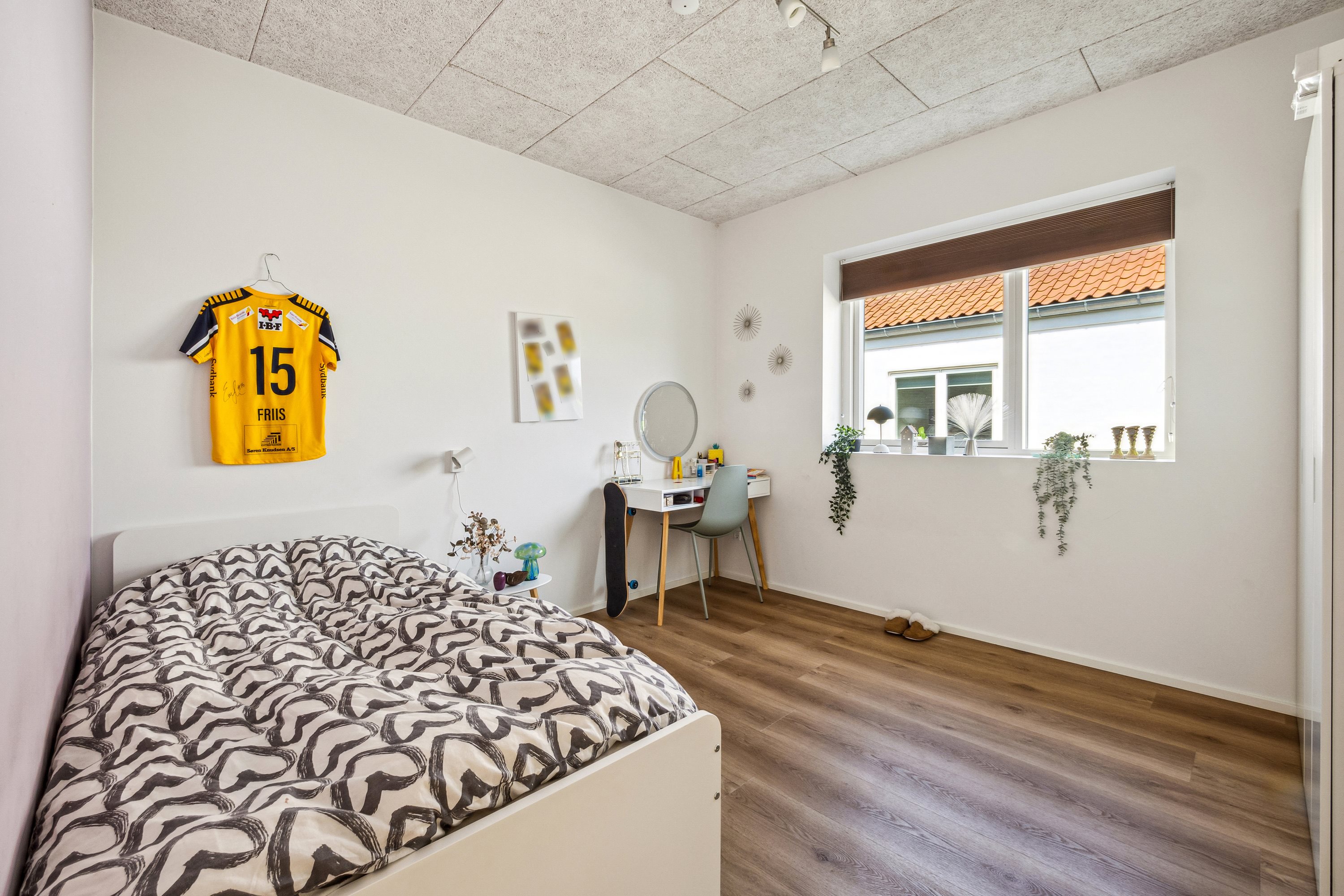 Fremhævet værelse billede i fuldskærmstilstand. Billede af Peder Hausgaards Vej 42, Klitmøller, 7700 Thisted