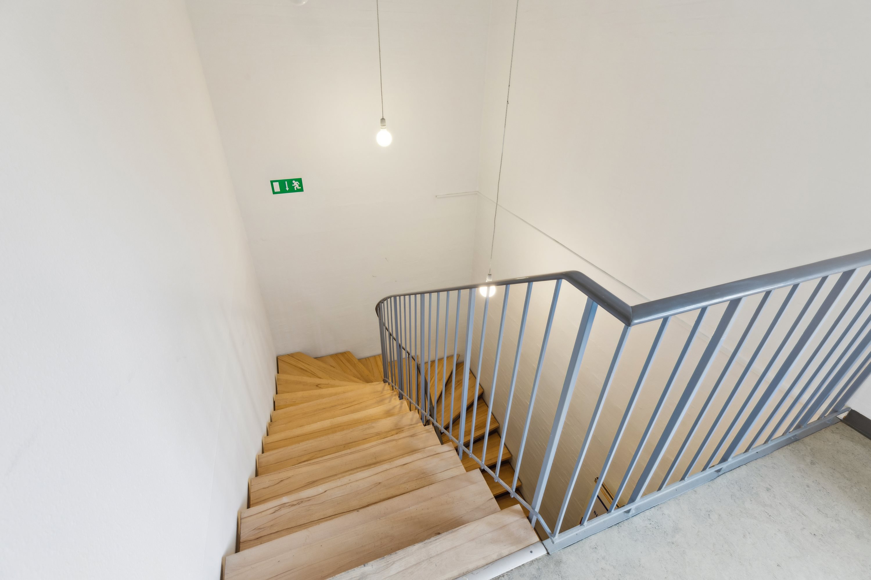 Fremhævet trappe billede i fuldskærmstilstand. Billede af Taastrup Hovedgade 90, 1., 2630 Taastrup