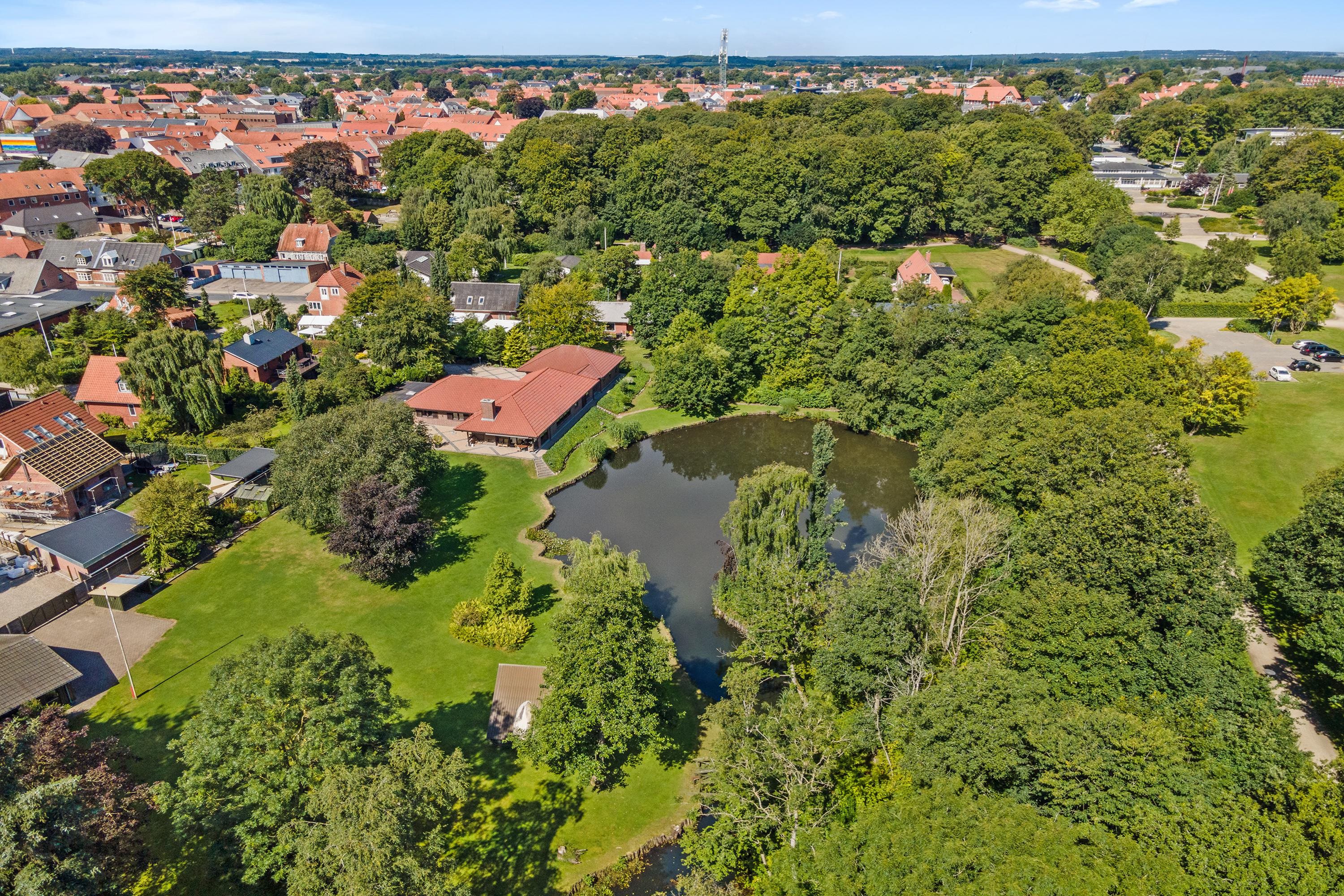 Villa: Luftfoto på Nordentoftsvej 1A, 6800 Varde