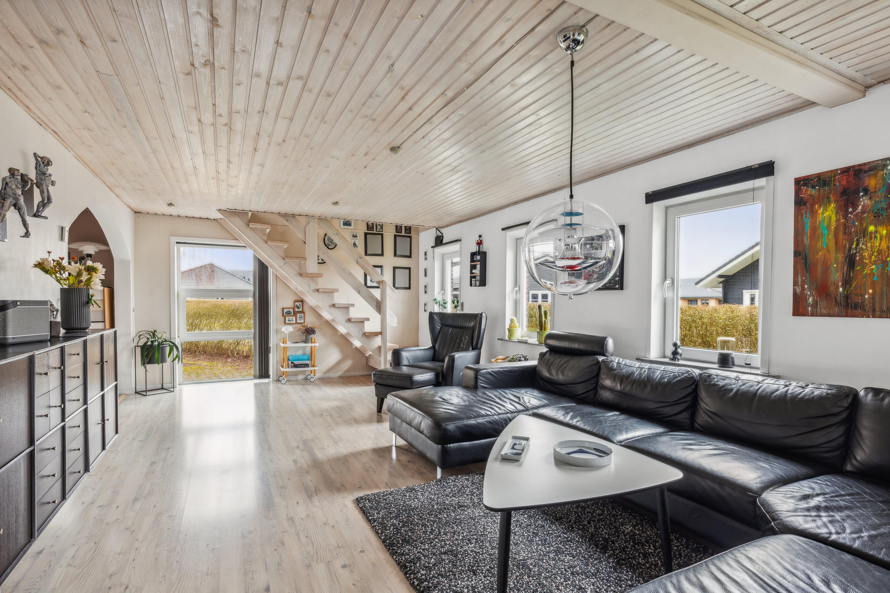 Fremhævet stue billede i fuldskærmstilstand. Billede af Hviddingvej 11, Hammershøj, 8830 Tjele