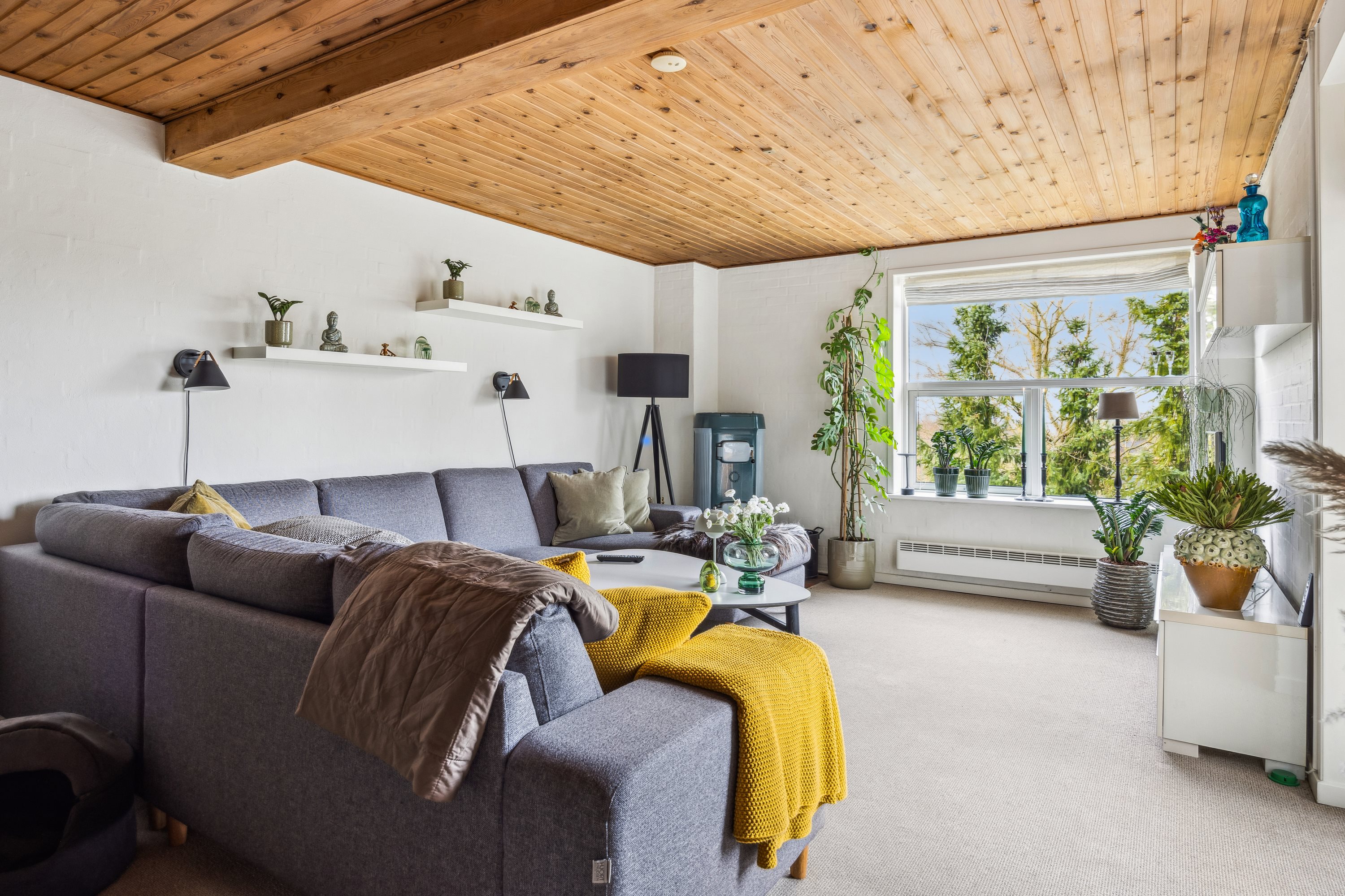 Fremhævet stue billede i fuldskærmstilstand. Billede af Skrænten 9, 8961 Allingåbro