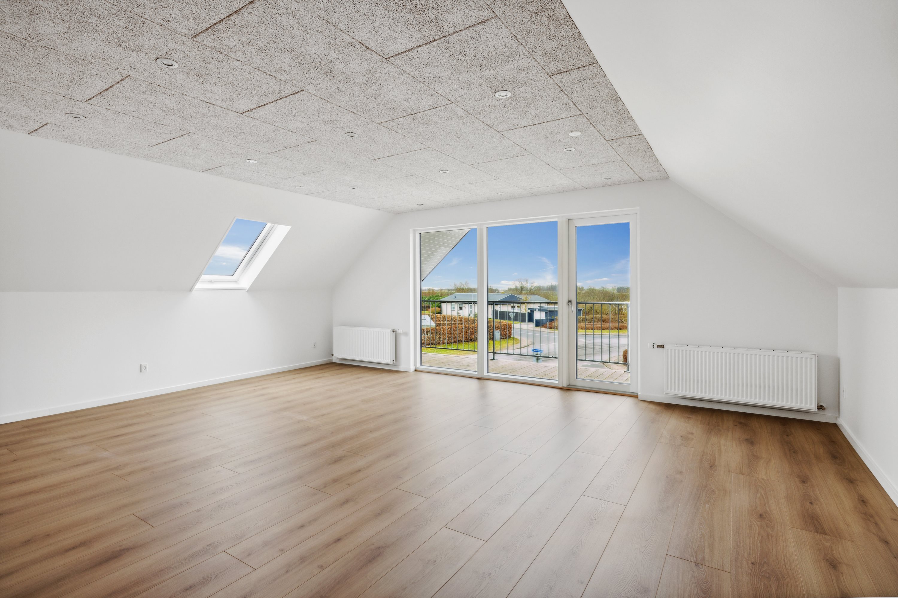 Fremhævet stue billede i fuldskærmstilstand. Billede af Tjørnevej 2, Hammershøj, 8830 Tjele