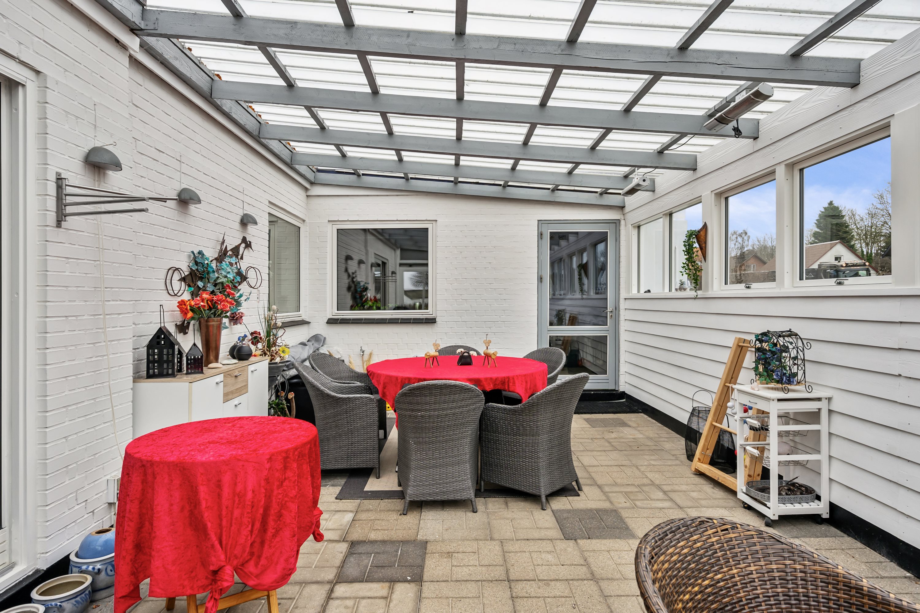 Fremhævet terrasse billede i fuldskærmstilstand. Billede af Vesterbro 24, 8970 Havndal