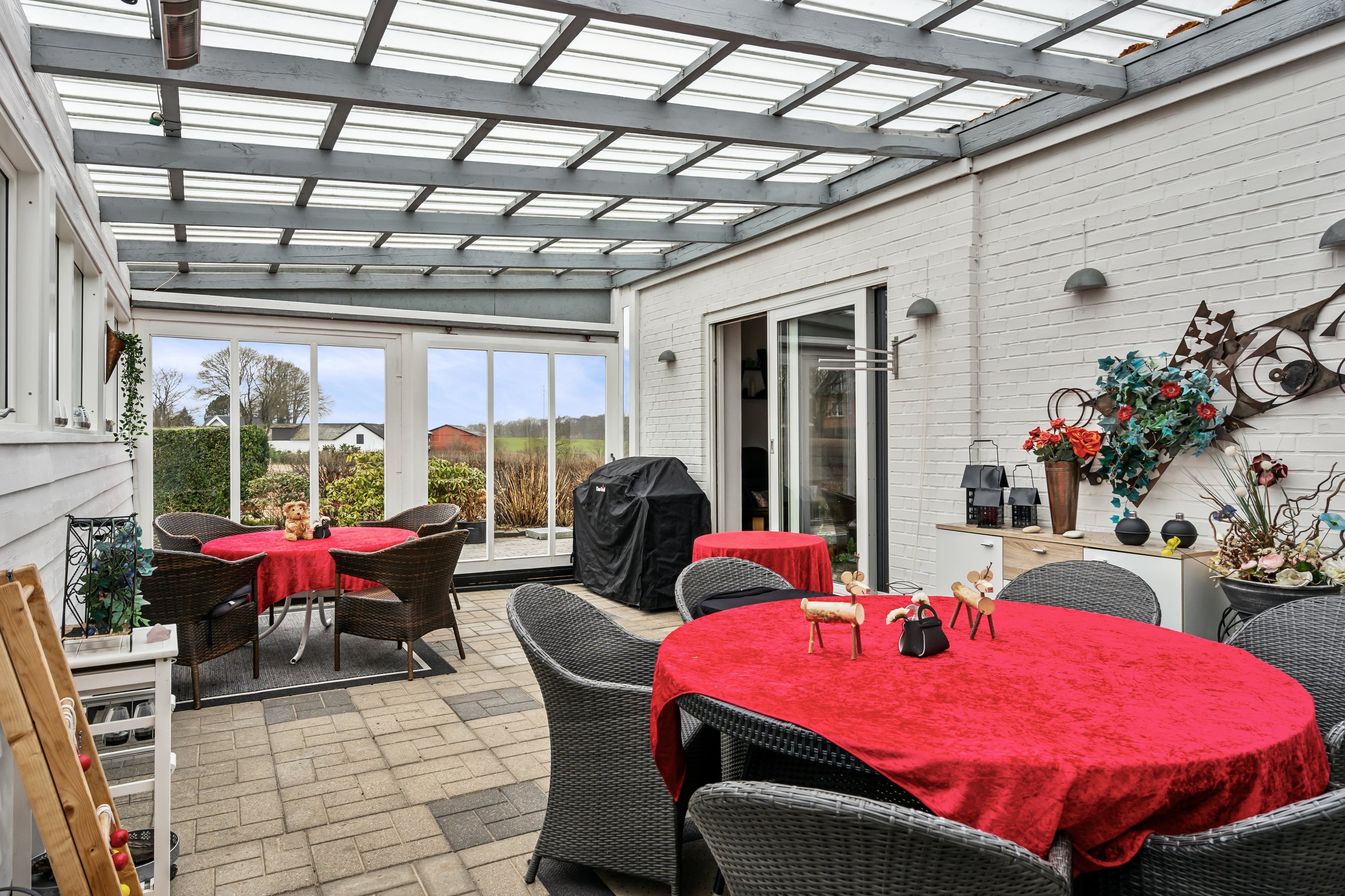 Fremhævet terrasse billede i fuldskærmstilstand. Billede af Vesterbro 24, 8970 Havndal