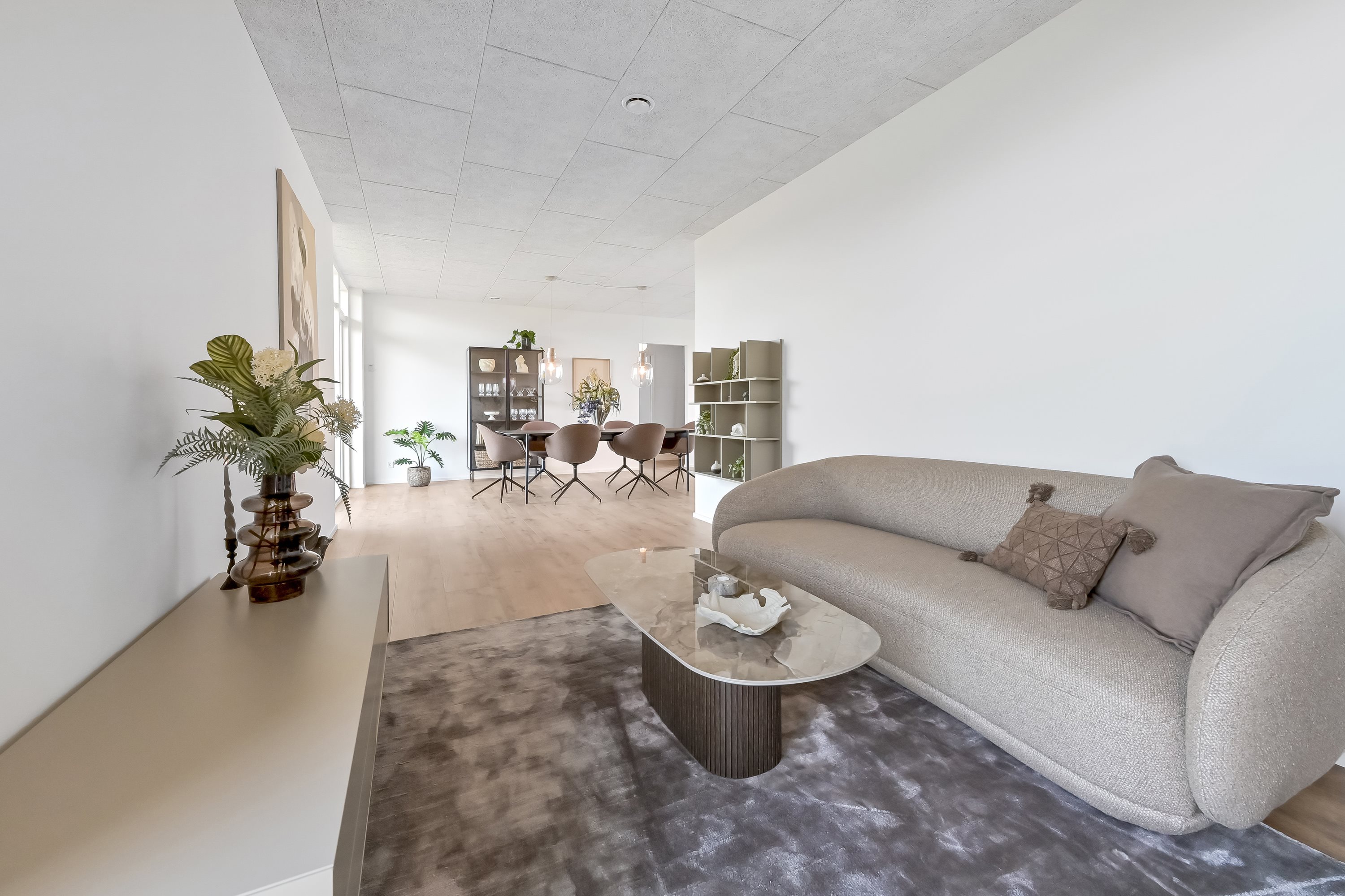 Fremhævet stue billede i fuldskærmstilstand. Billede af Tavlund Allé 34, Lind, 7400 Herning