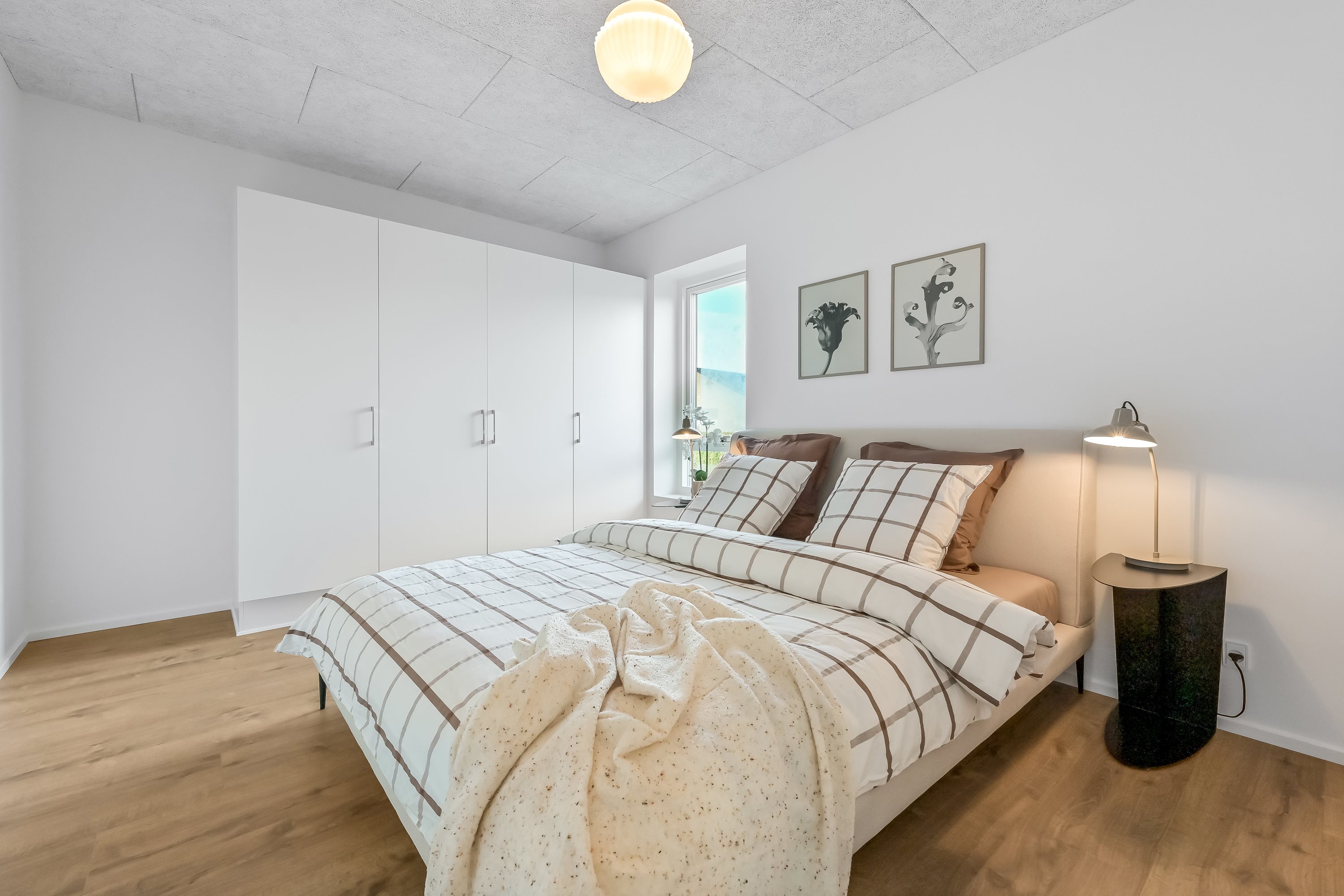 Fremhævet soveværelse billede i fuldskærmstilstand. Billede af Tavlund Allé 34, Lind, 7400 Herning