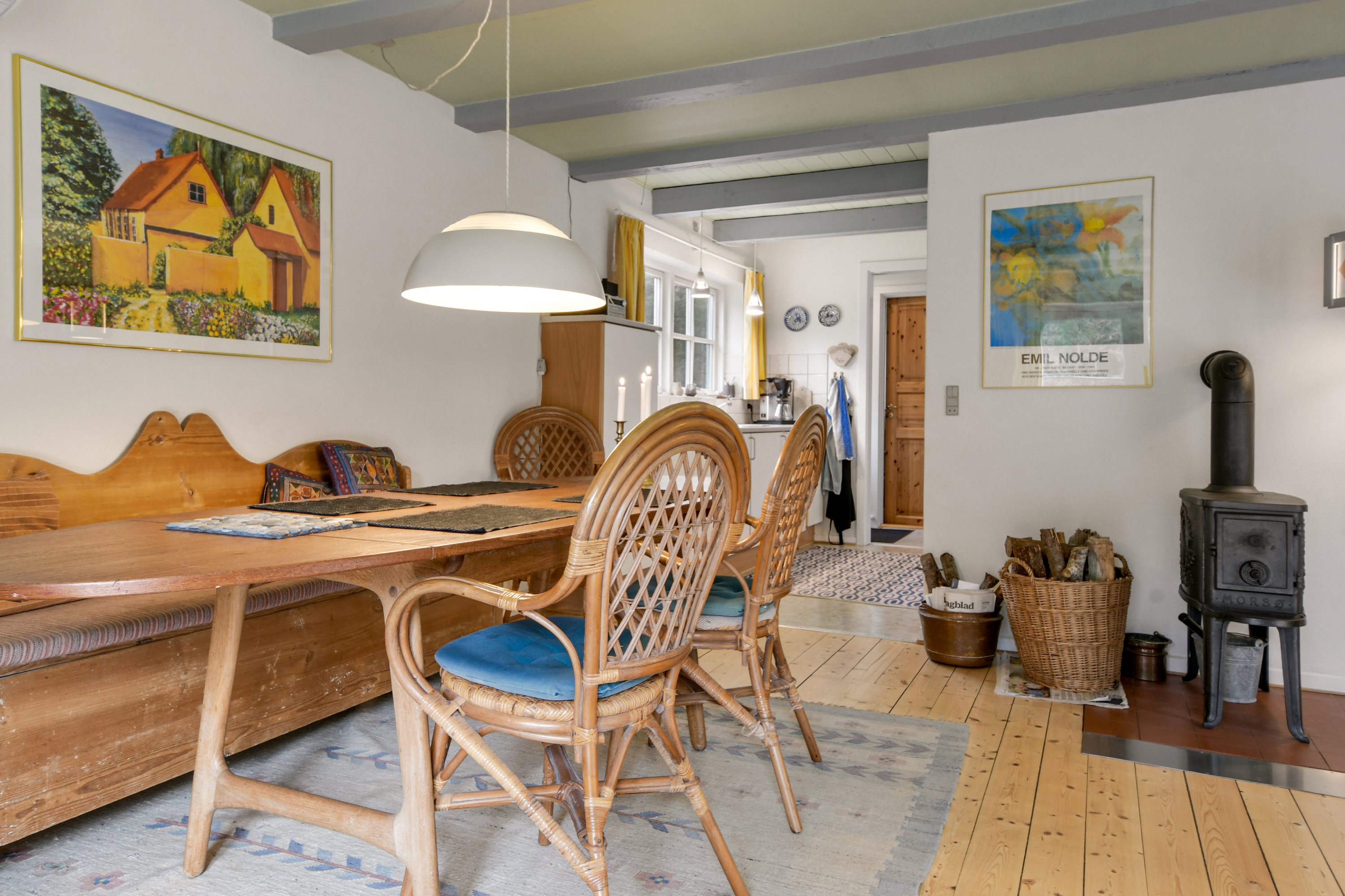 Fremhævet stue billede i fuldskærmstilstand. Billede af Egernvej 6, Husby, 6990 Ulfborg