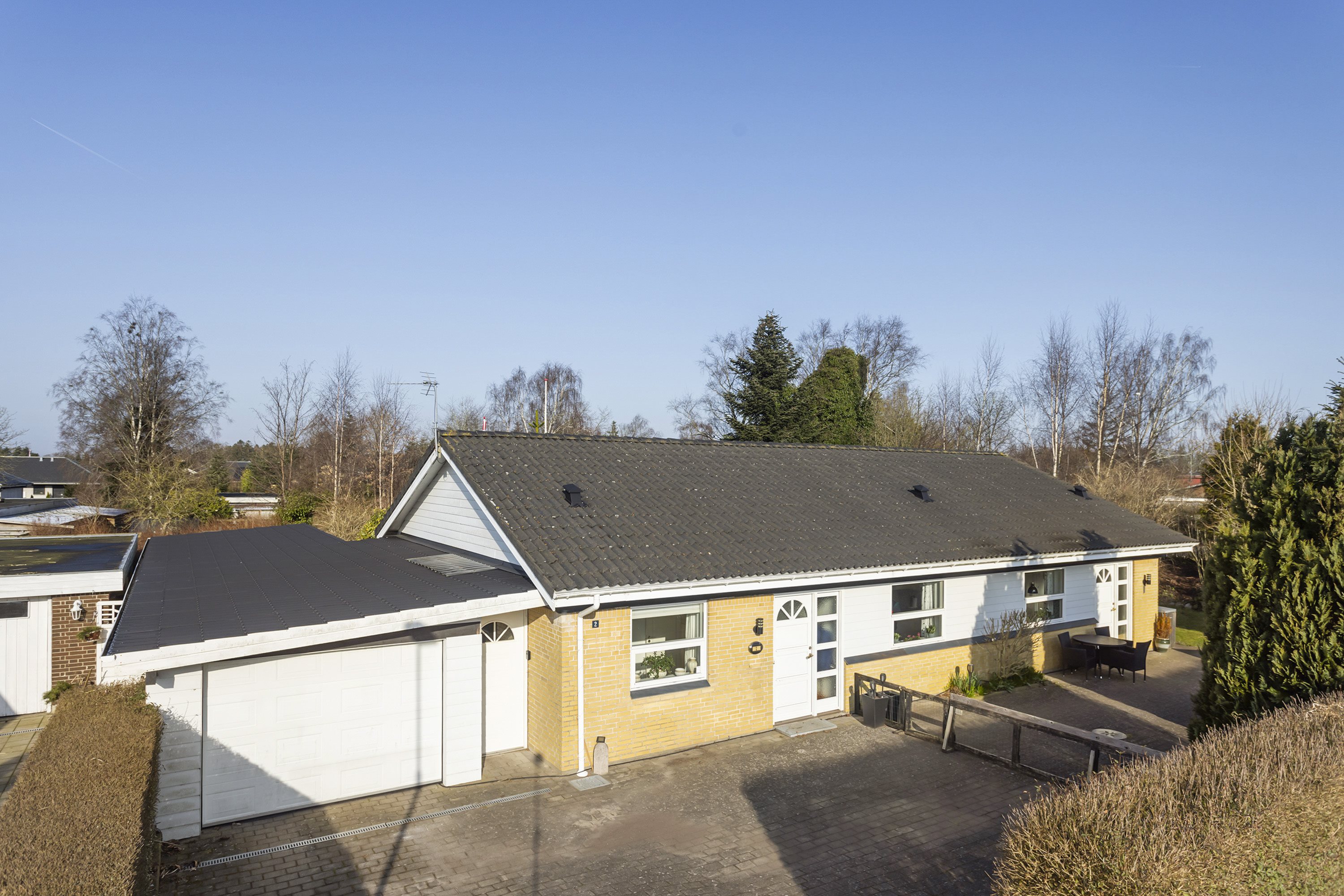 Fremhævet ejendommen billede i fuldskærmstilstand. Billede af Granvej 2, 9320 Hjallerup