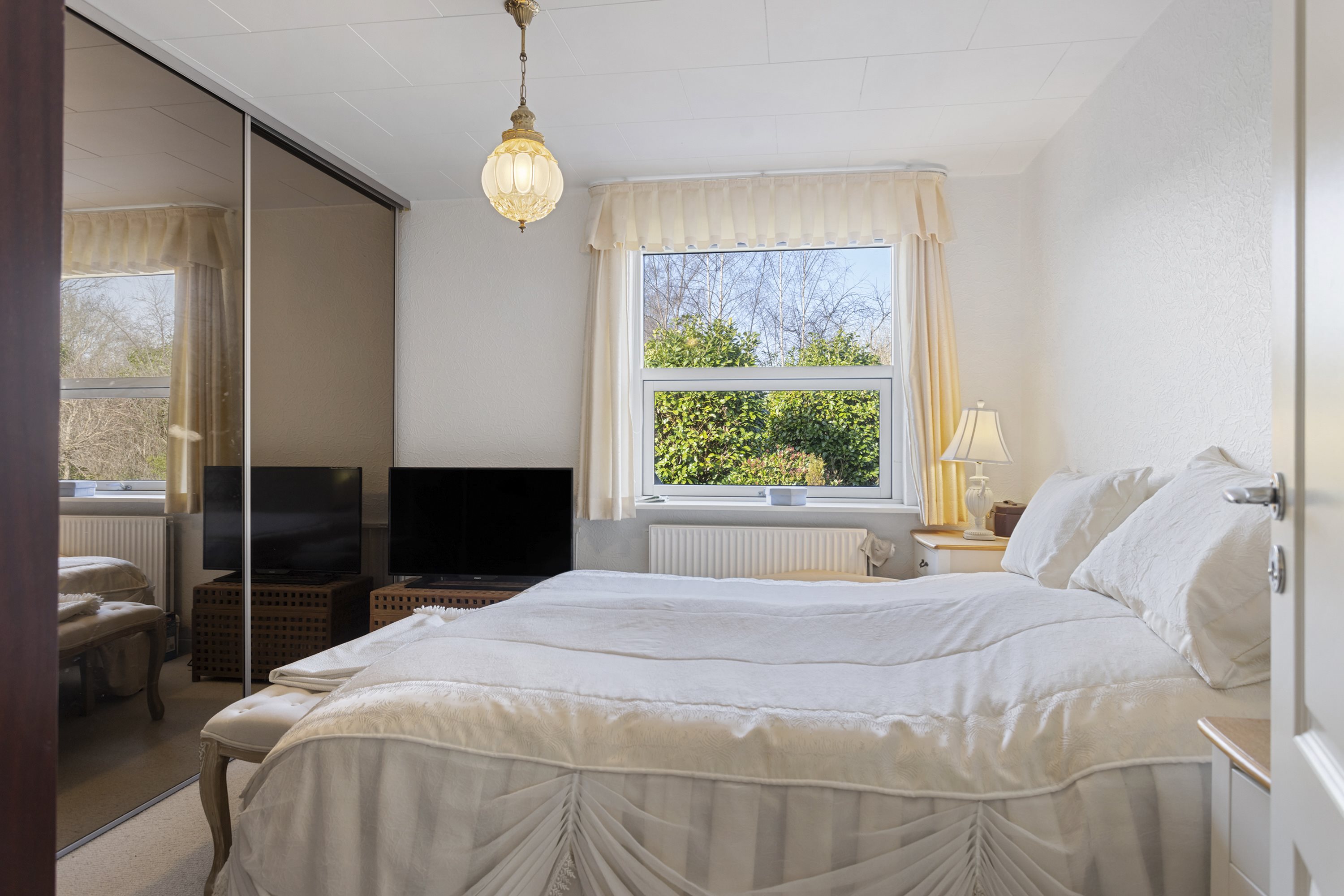 Fremhævet værelse billede i fuldskærmstilstand. Billede af Granvej 2, 9320 Hjallerup