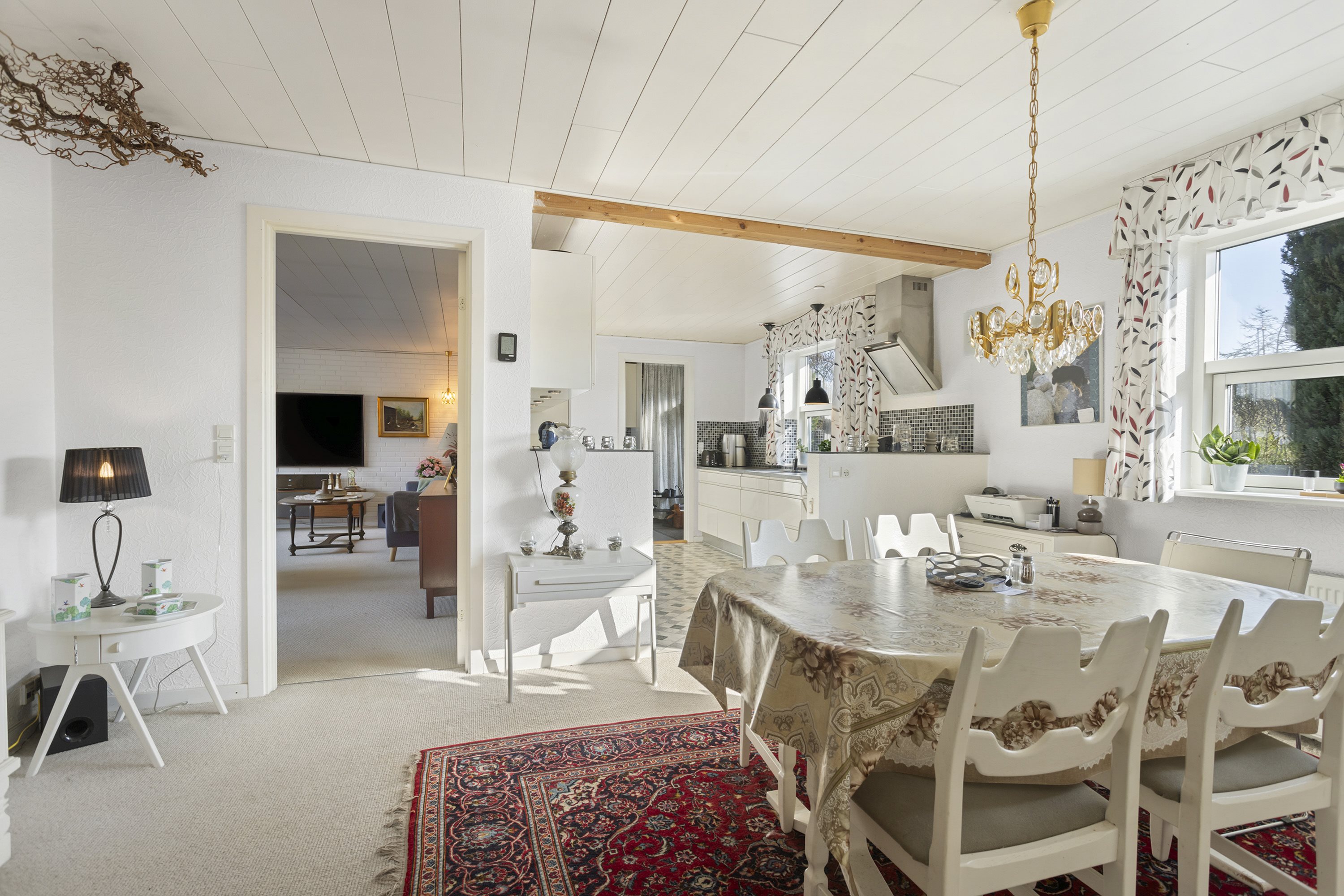 Fremhævet køkken alrum billede i fuldskærmstilstand. Billede af Granvej 2, 9320 Hjallerup