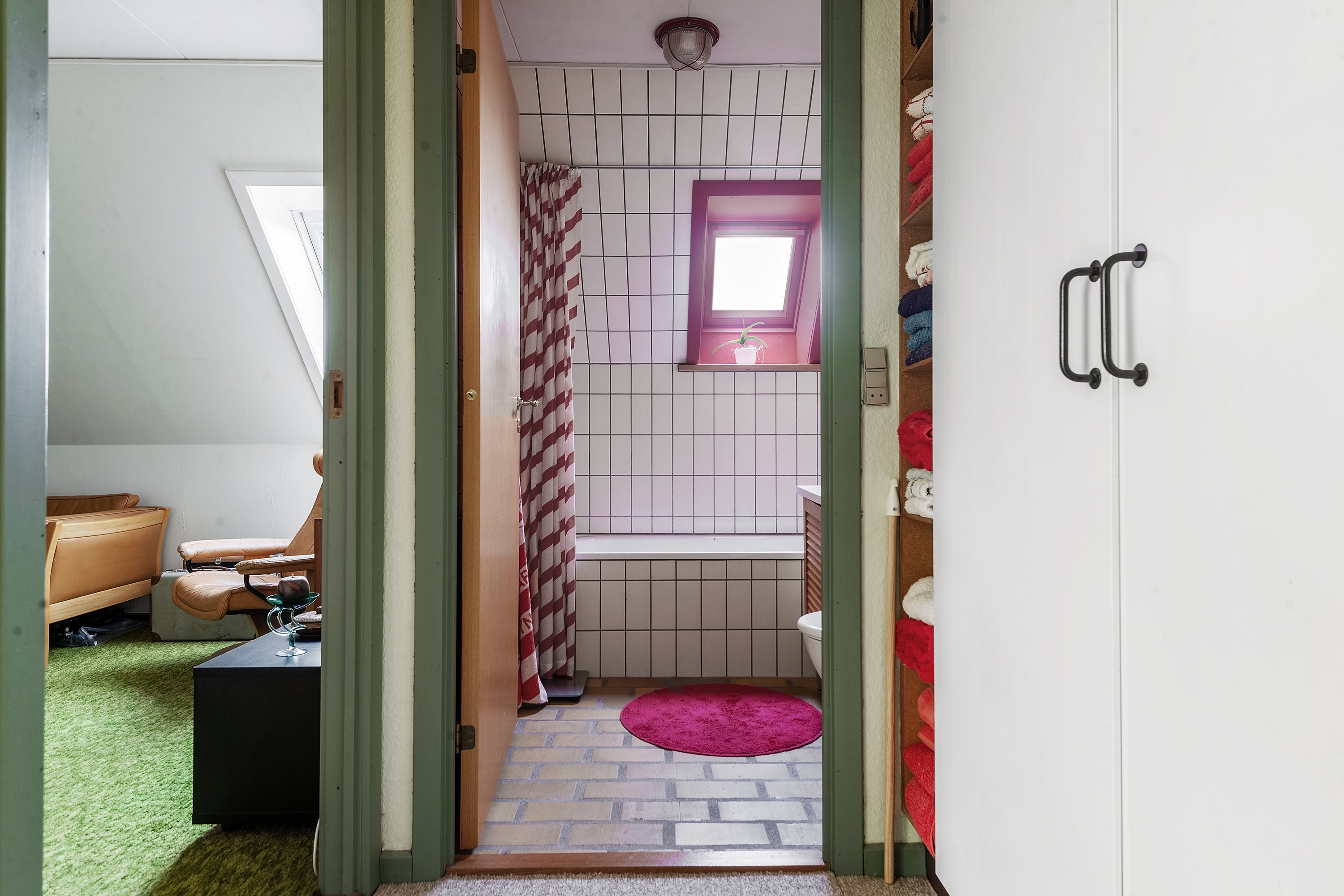 Fremhævet badeværelse billede i fuldskærmstilstand. Billede af Christianslund 7D, 8300 Odder