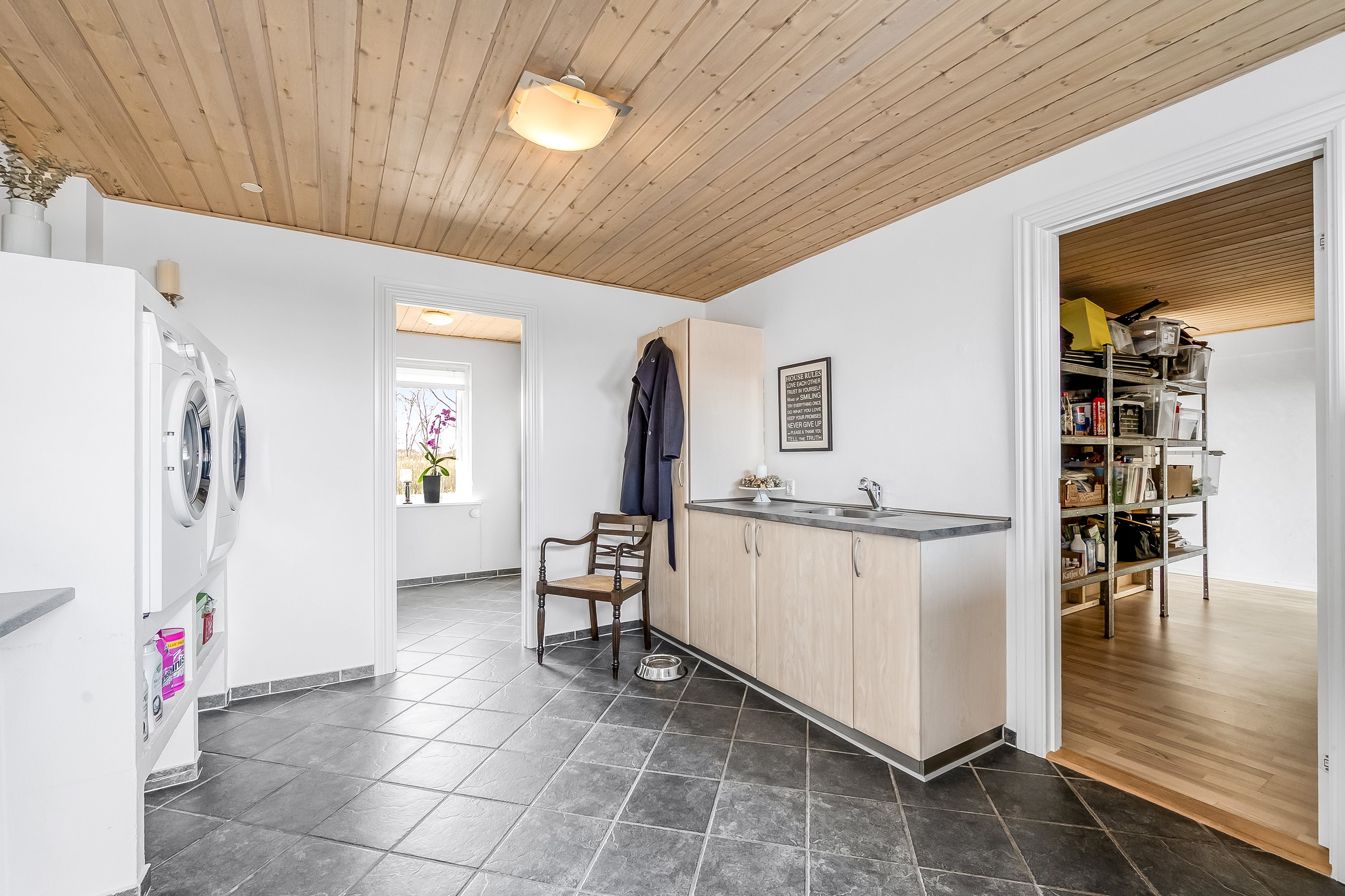 Fremhævet entre billede i fuldskærmstilstand. Billede af Kløvervænget 4, 6900 Skjern