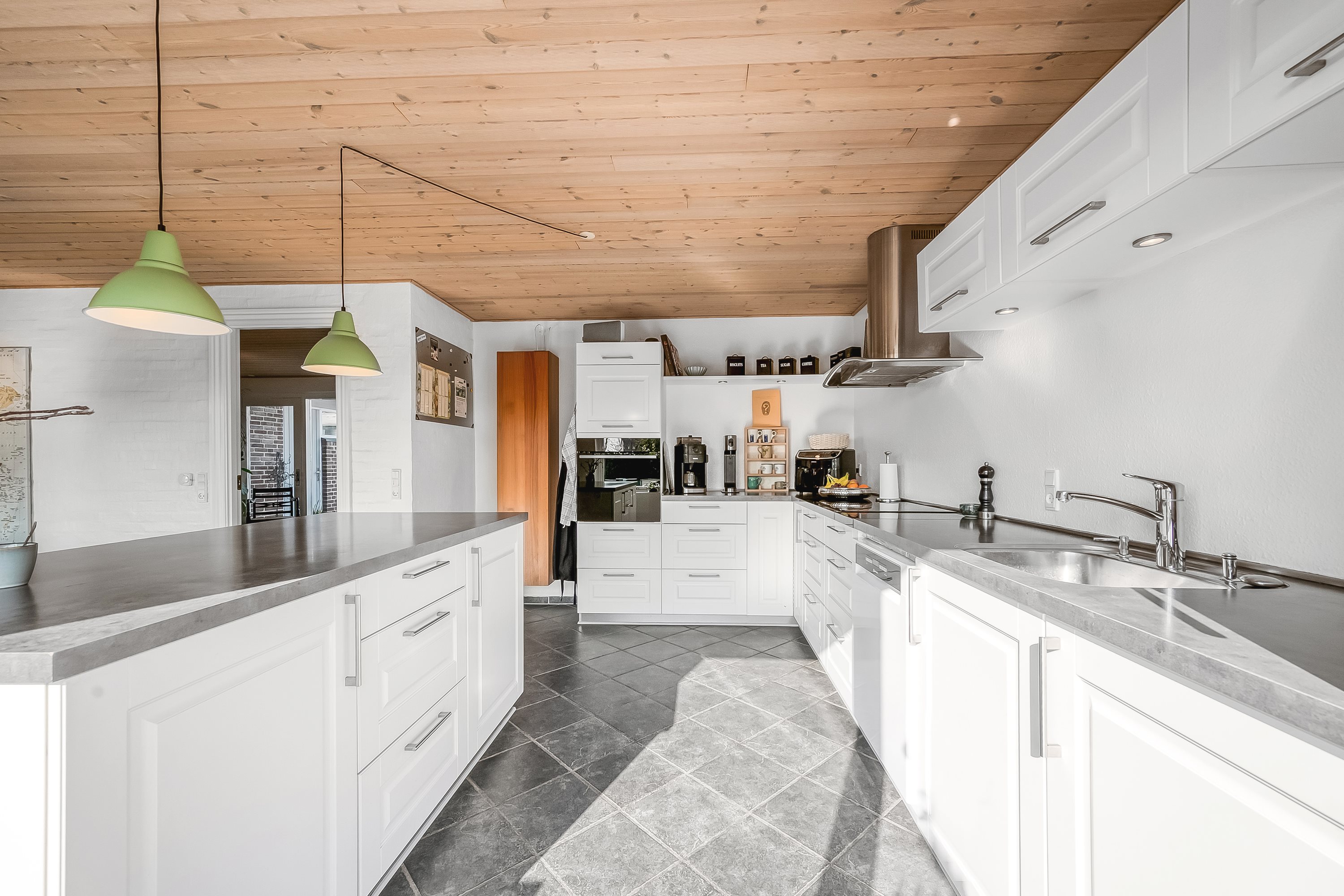 Fremhævet køkken alrum billede i fuldskærmstilstand. Billede af Kløvervænget 4, 6900 Skjern