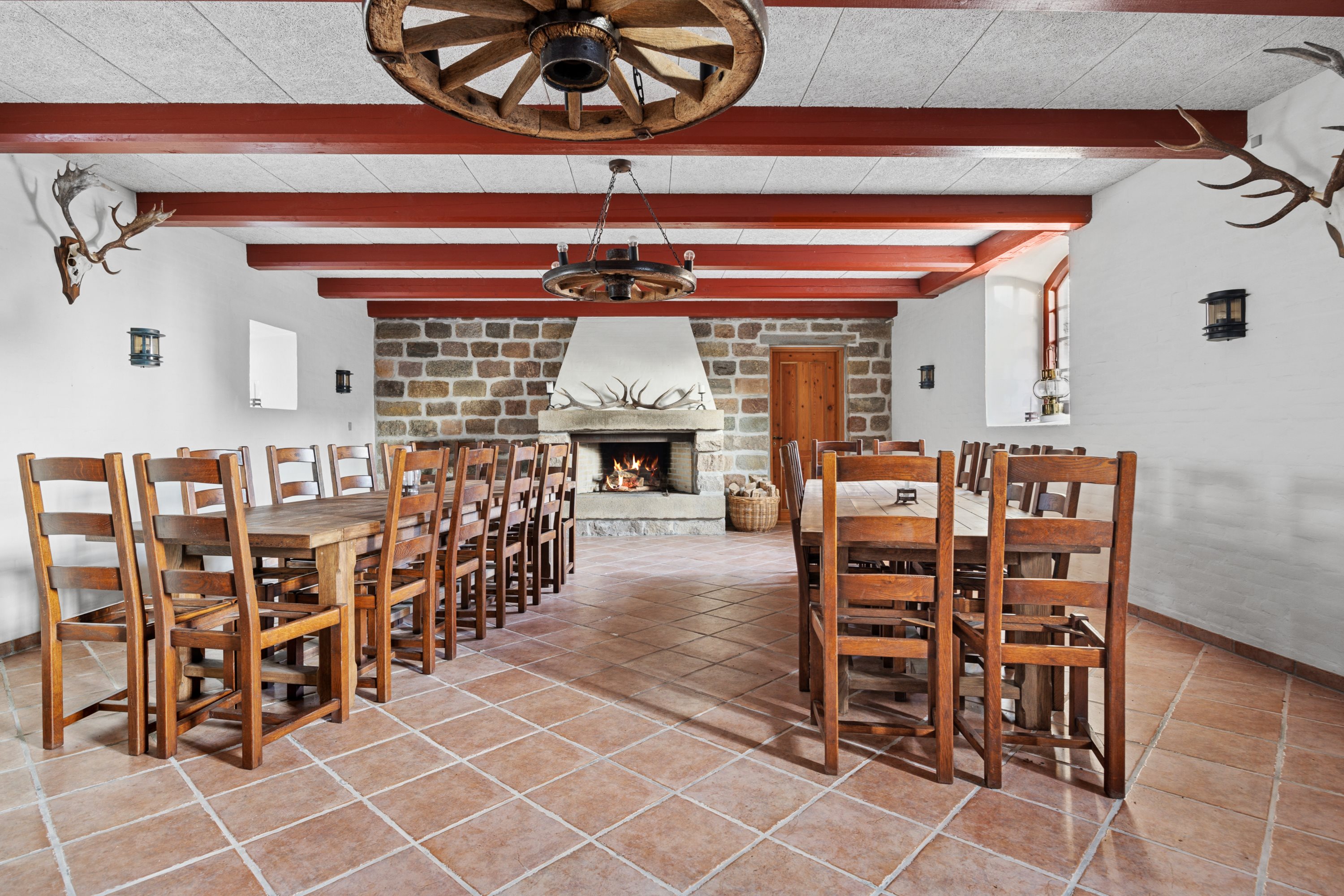 Fremhævet stue billede i fuldskærmstilstand. Billede af Handrupgårdvej 28, Handrup Strand, 8400 Ebeltoft