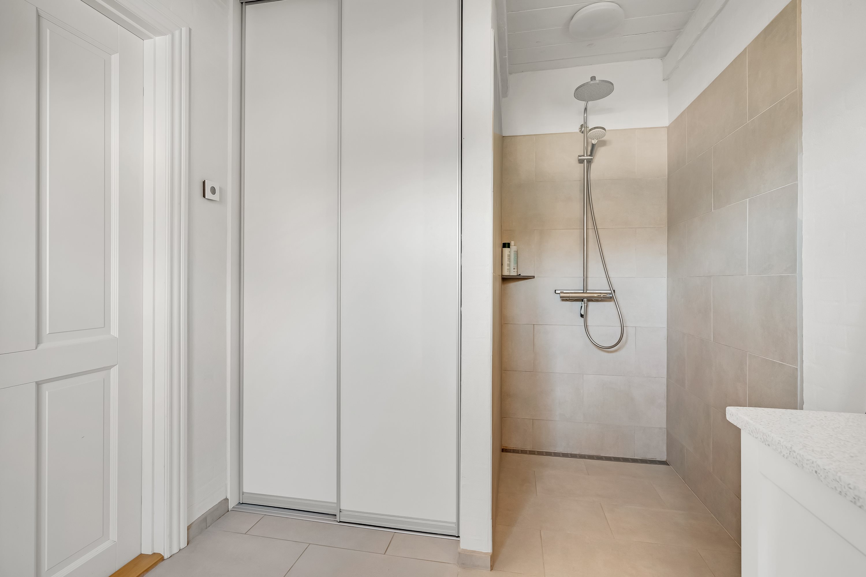 Fremhævet badeværelse billede i fuldskærmstilstand. Billede af Lemtorpvej 27, Nørlem, 7620 Lemvig