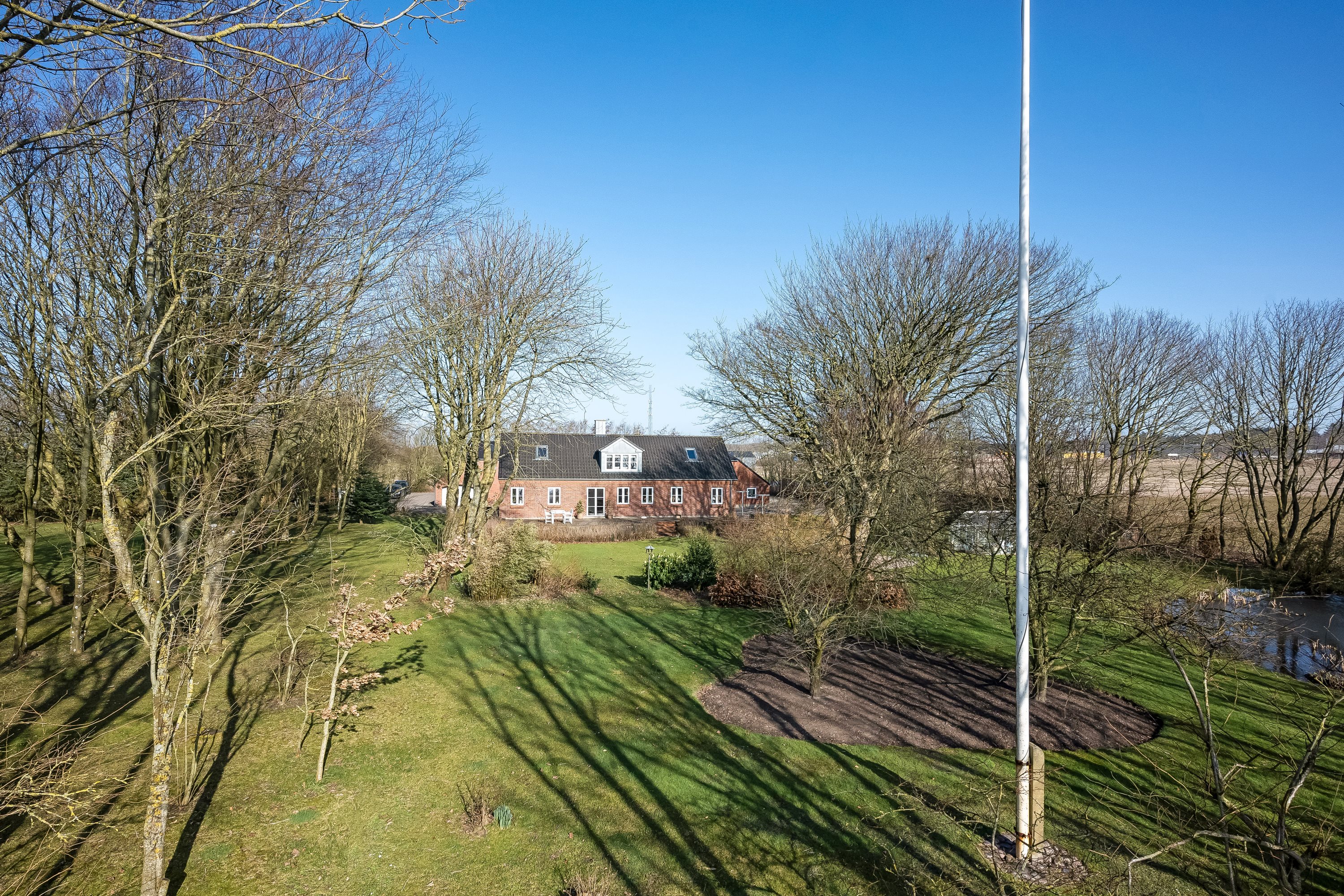 Fremhævet have billede i fuldskærmstilstand. Billede af Lemtorpvej 27, Nørlem, 7620 Lemvig