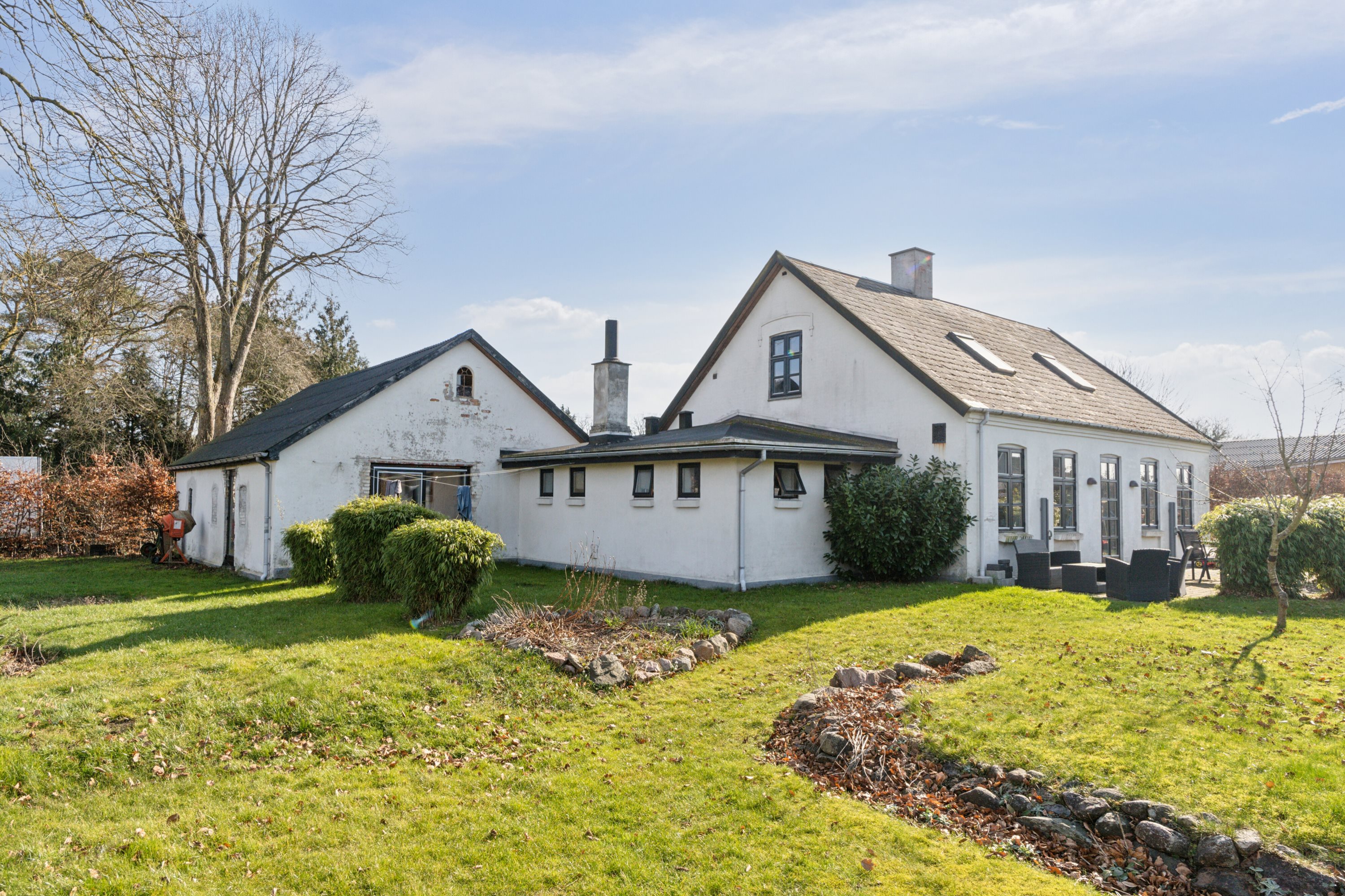 Fremhævet set fra haven billede i fuldskærmstilstand. Billede af Rørkærvej 9, 4760 Vordingborg