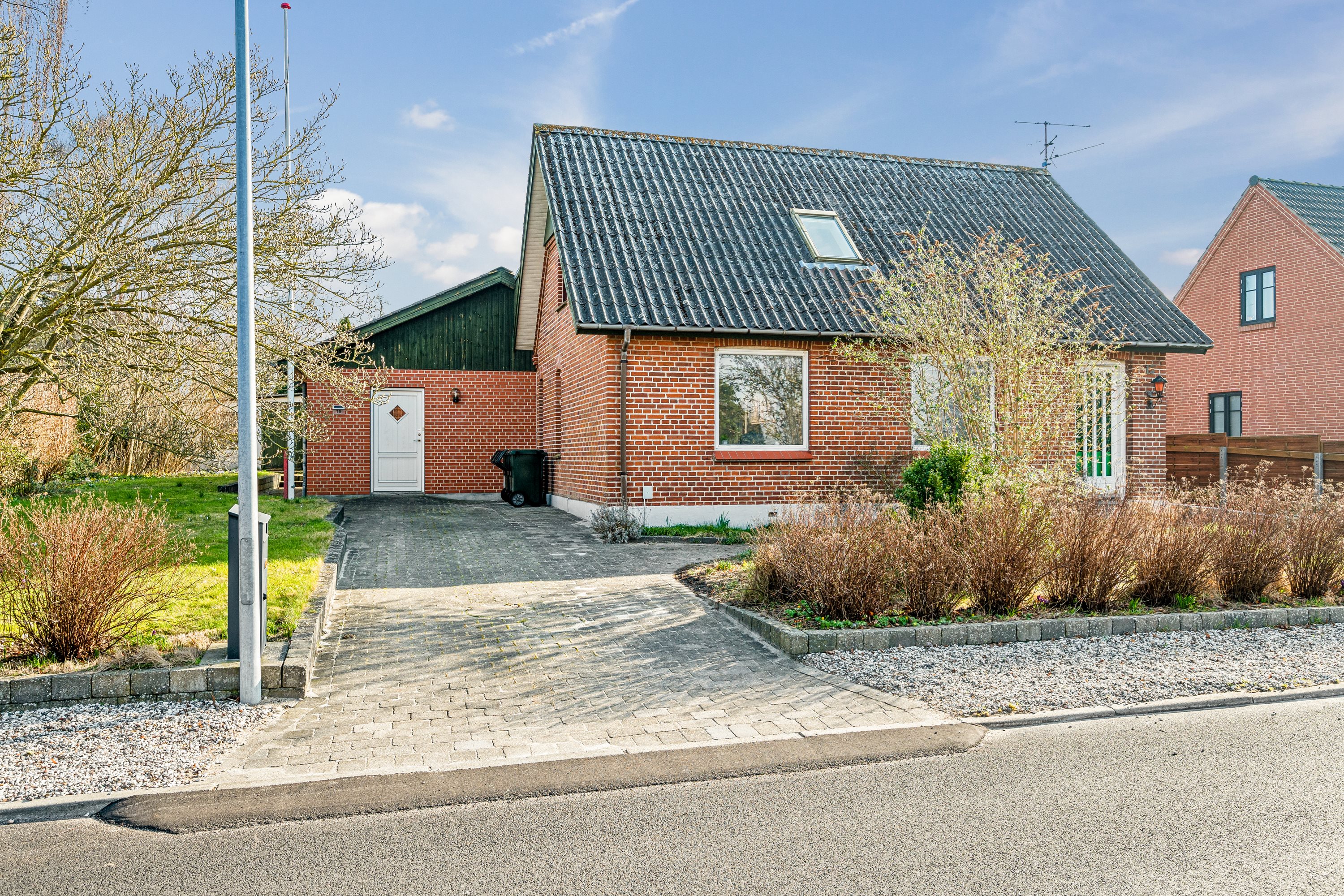 Fremhævet ejendom 1 billede i fuldskærmstilstand. Billede af Gl Kirkevej 15, Vejlby, 8961 Allingåbro