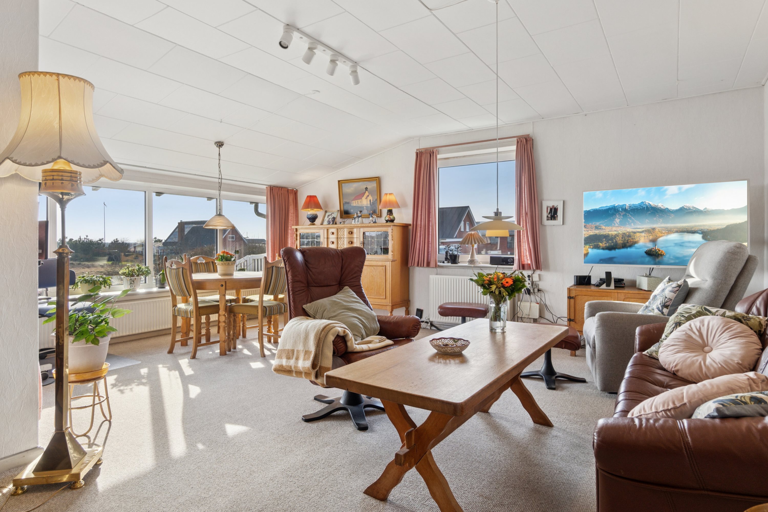 Fremhævet stue billede i fuldskærmstilstand. Billede af Lyngvej 1, Agger, 7770 Vestervig